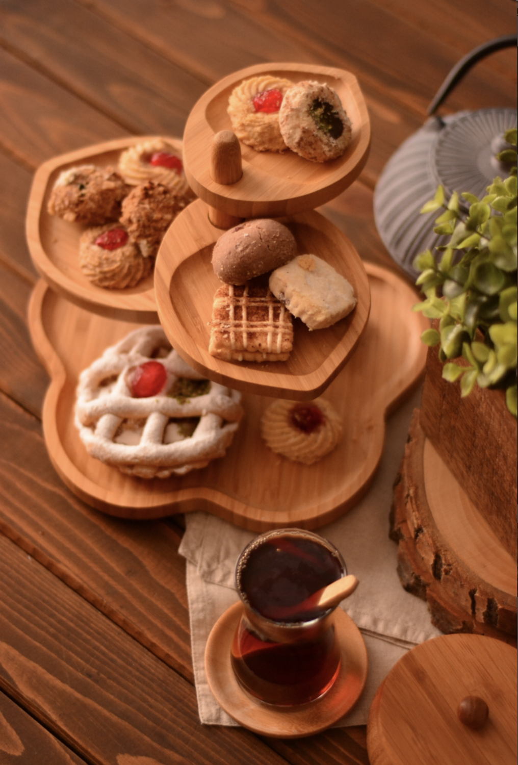 Bambum Mateja 4 Tier Cookie Stand