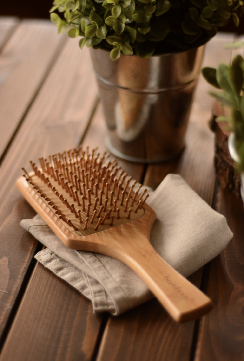 Bambum Menger Hair Brush