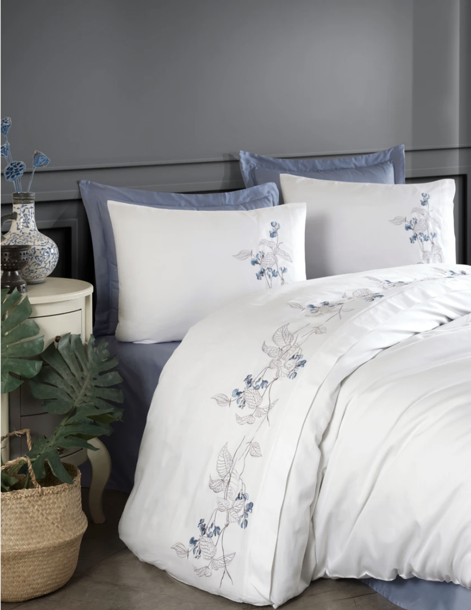 Dantela Efra Two-Person Embroideried Coton Sateen Duvet Cover Set White