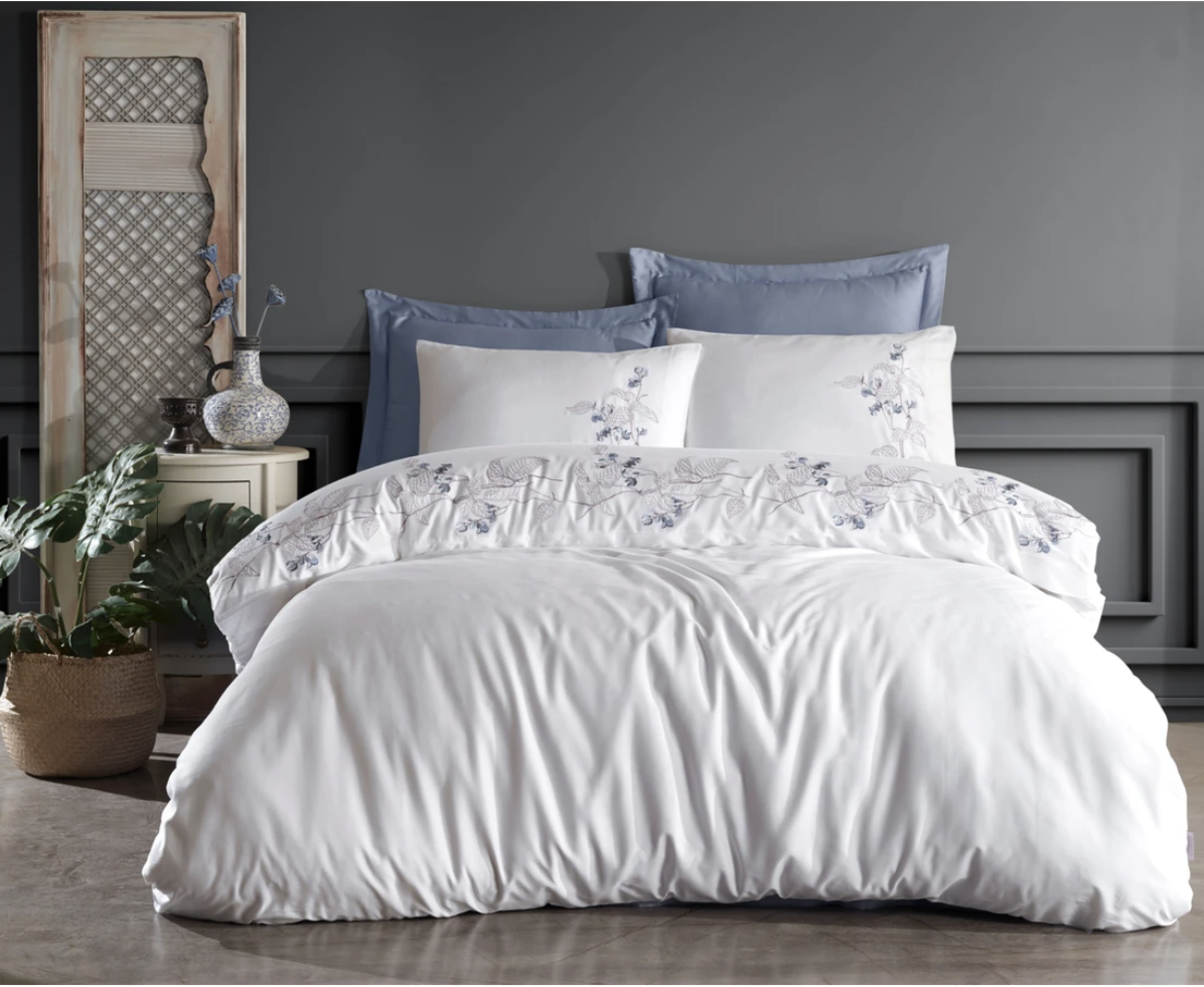 Dantela Efra Two-Person Embroideried Coton Sateen Duvet Cover Set White