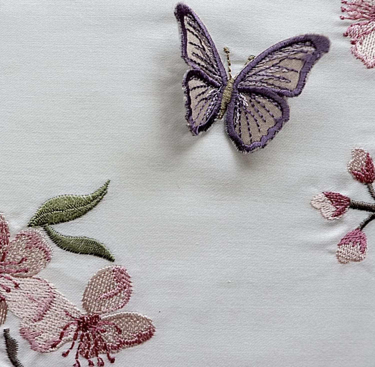 Dantela Butterfly 3D Two-Person Embroideried Coton Sateen Duvet Cover Set Beige