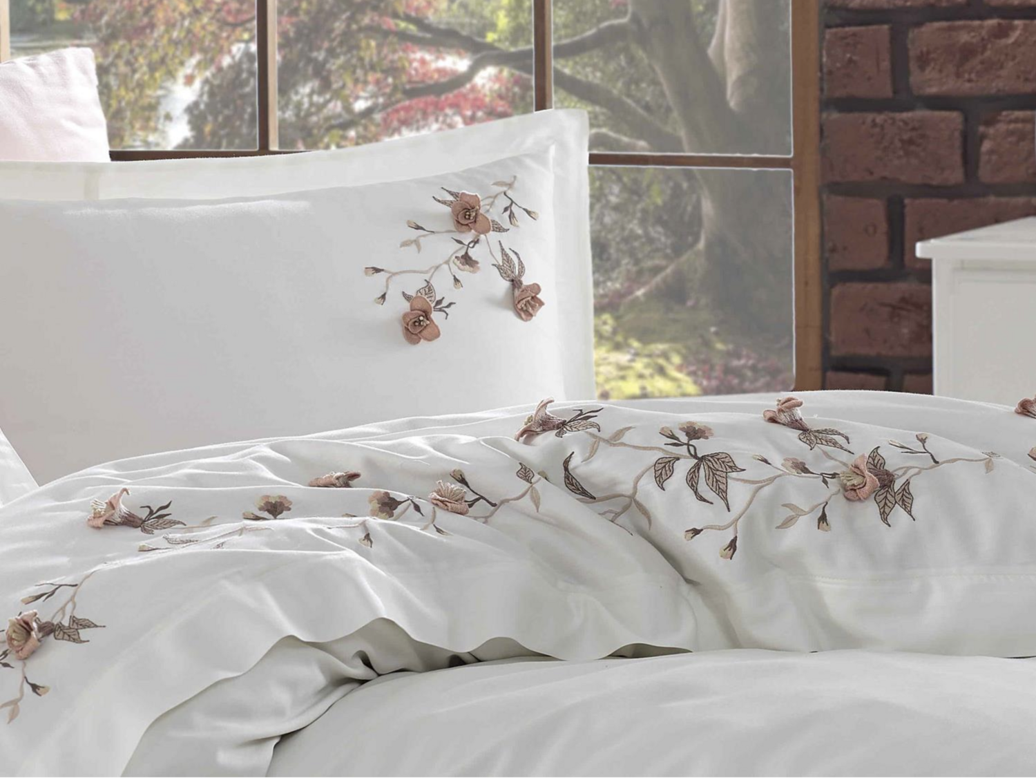 Dantela  Anetta 3D Two-Person Embroideried Coton Sateen Duvet Cover Set