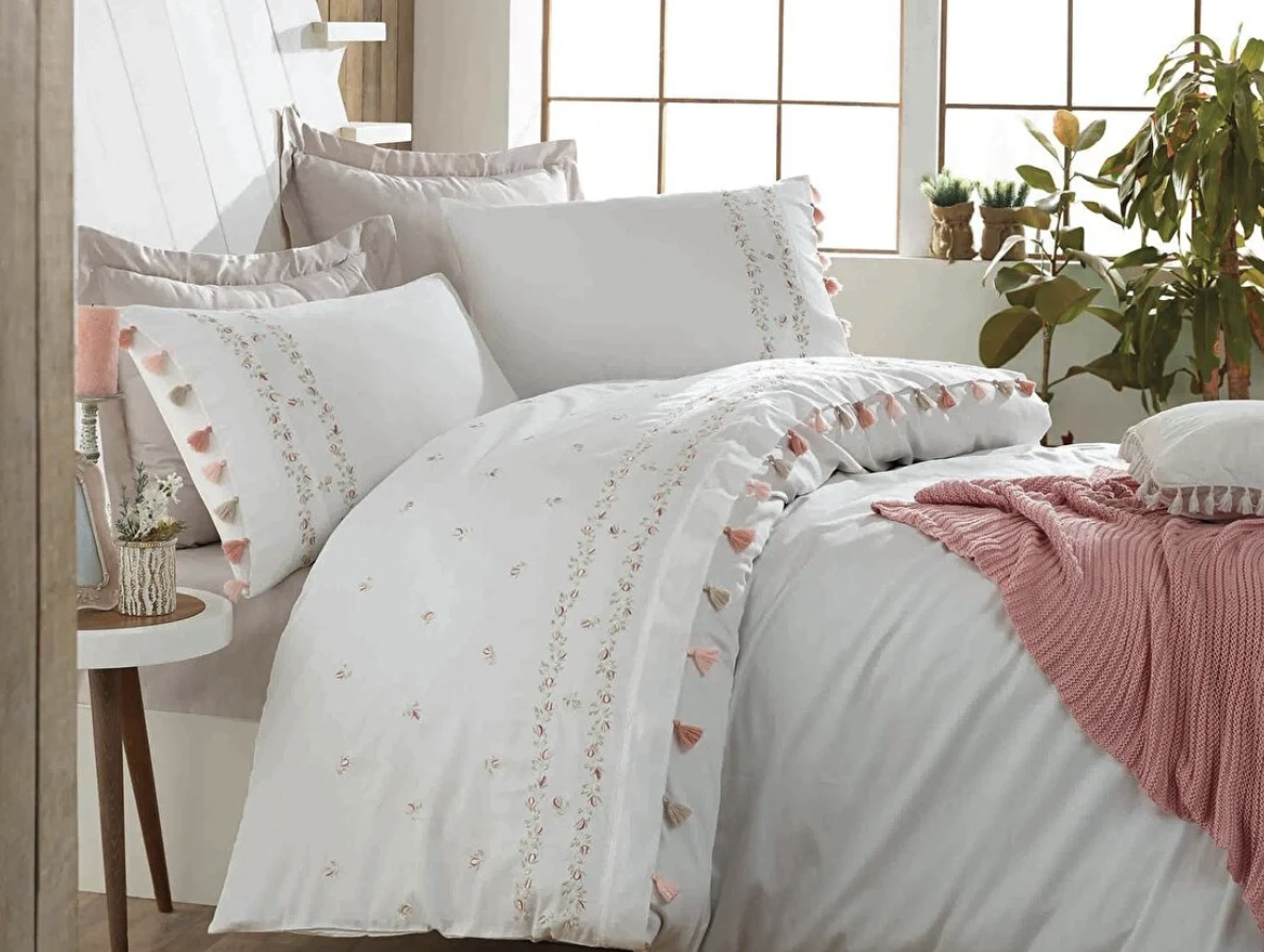 Dantela Royal Two-Person Embroideried &amp;Tasseled Coton Sateen Duvet Cover Set