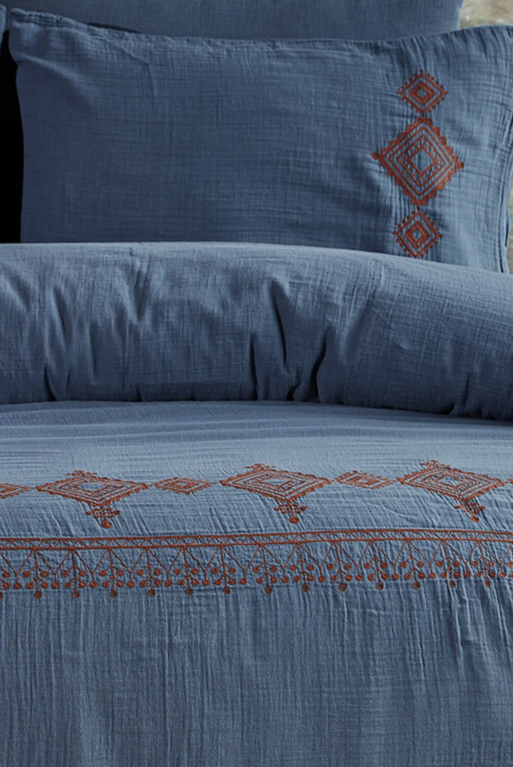 Dantela Ethica two-person Embroidered muslin Duvet Cover Set Indigo