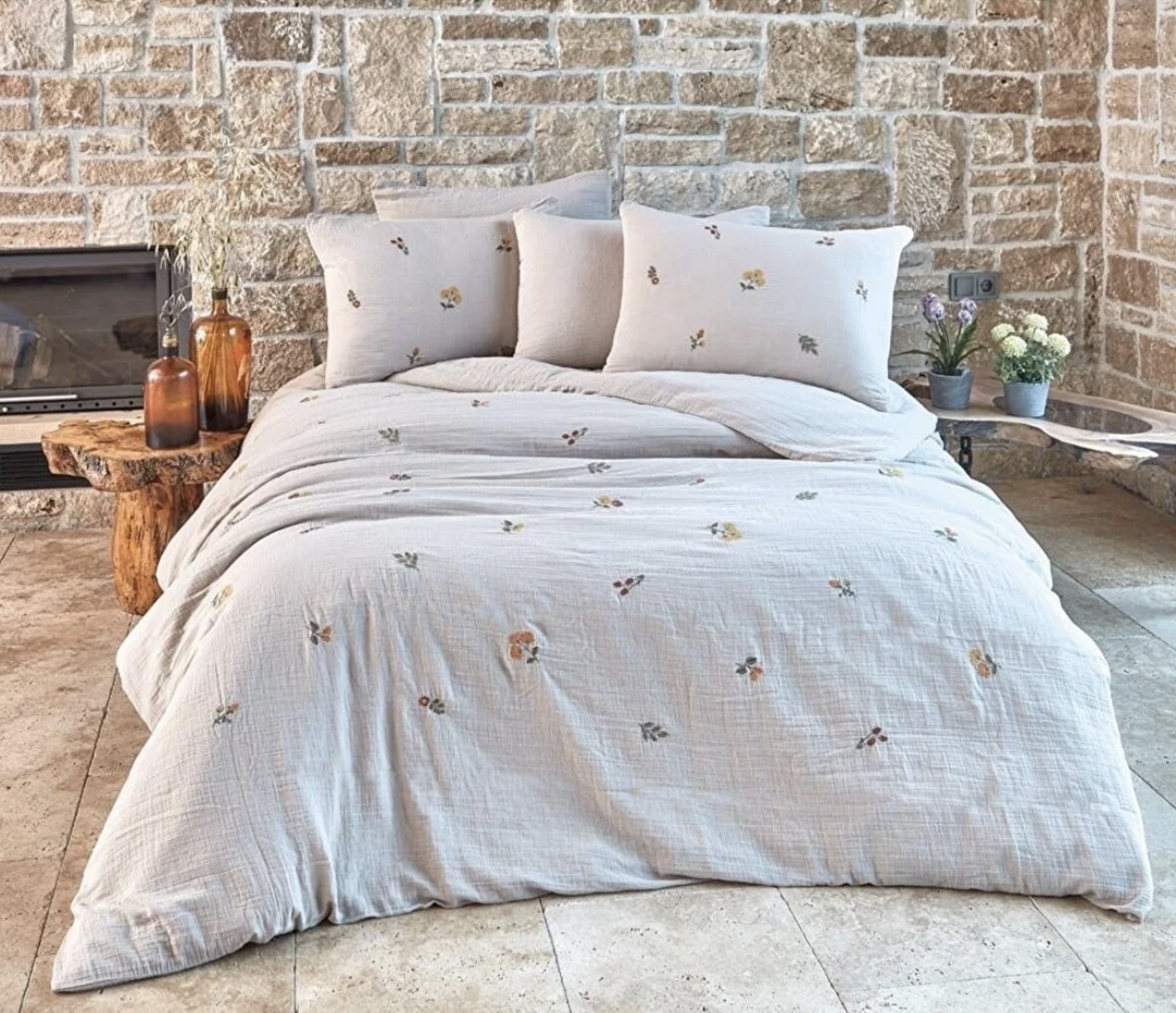 Dantela Flowers two-person Embroidered muslin Duvet Cover Set Beige