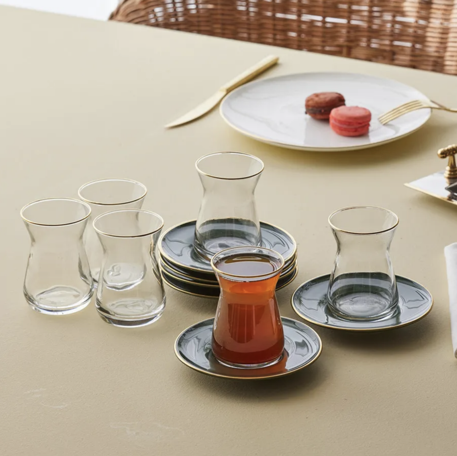 Karaca Retro 12 Pieces Tea Cup Set For 6 Person