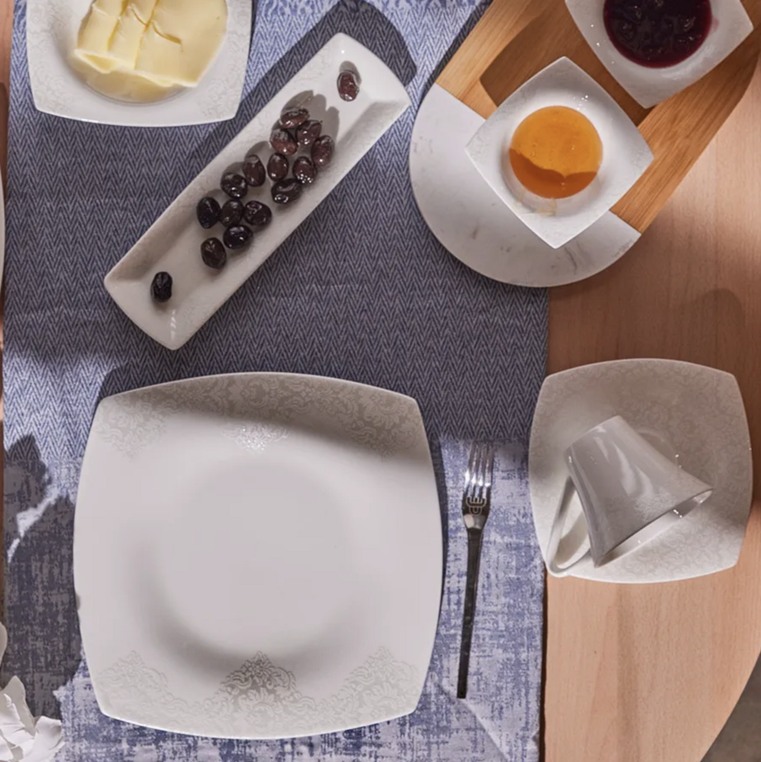 Karaca Fine Pearl Helen 26 Pieces Pearl Breakfast Set Square