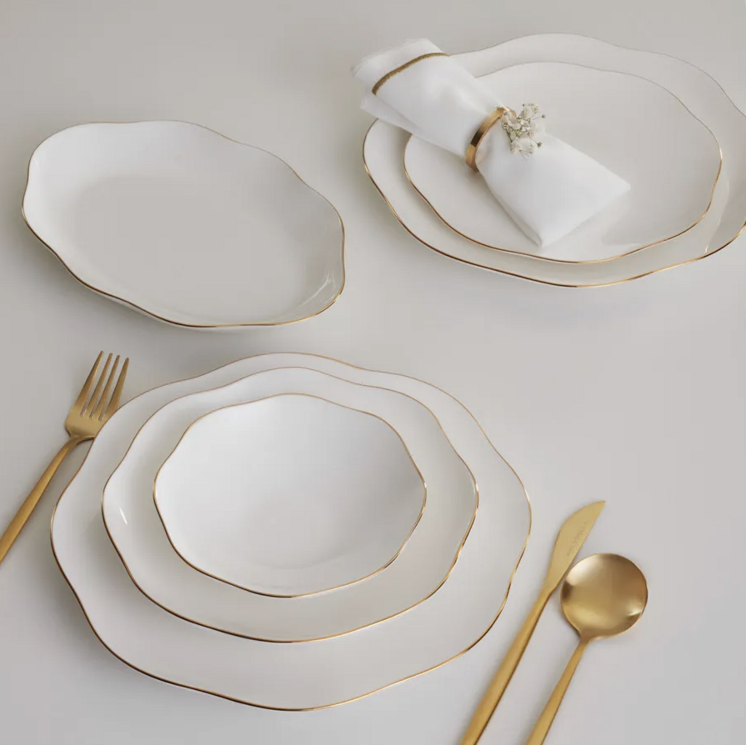 Karaca Streamline Cyrus Gold 59 Piece New Bone Dinner Set for 12 Person