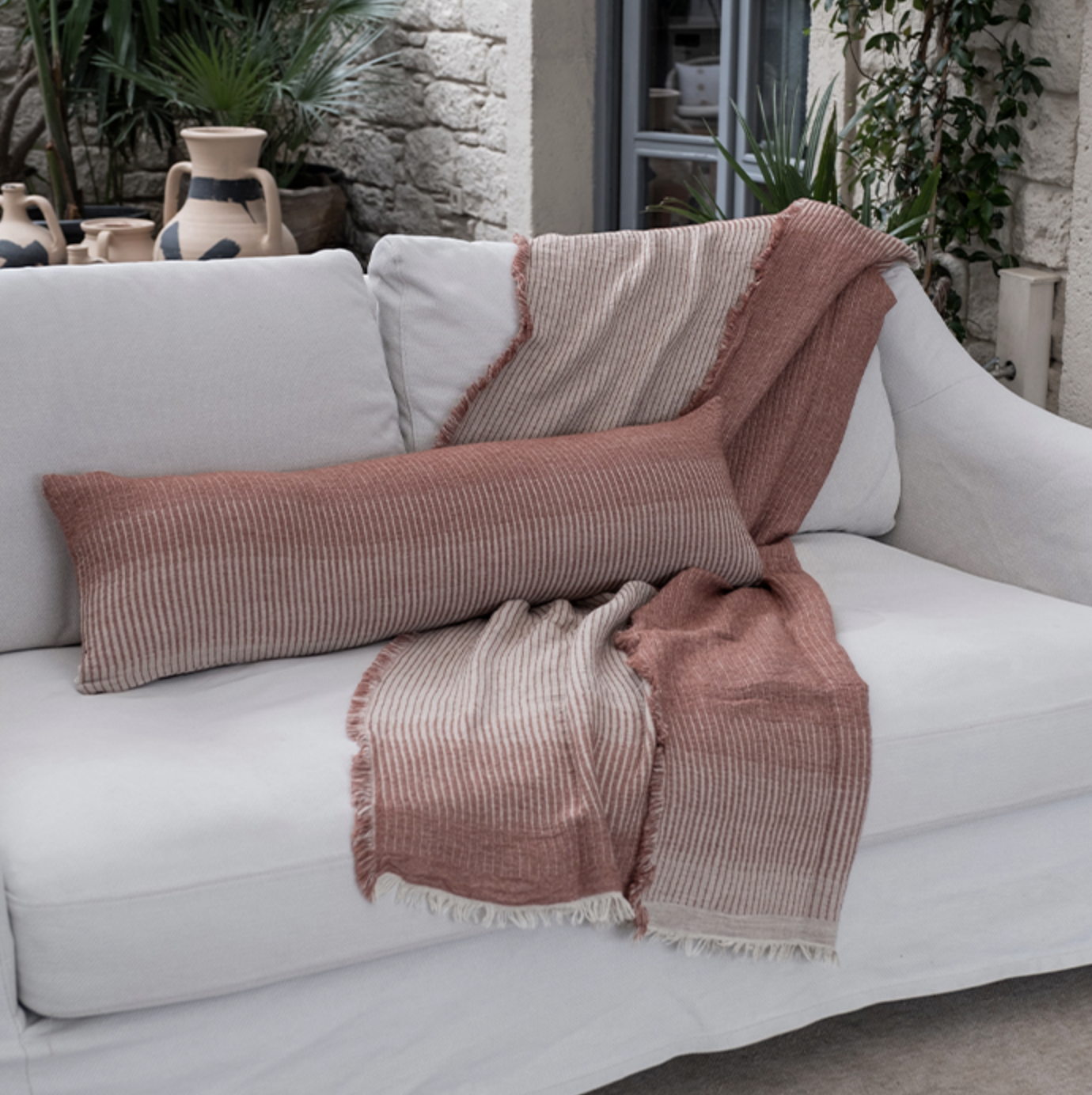 Buldans Amaya Throw 180x240 cm Red