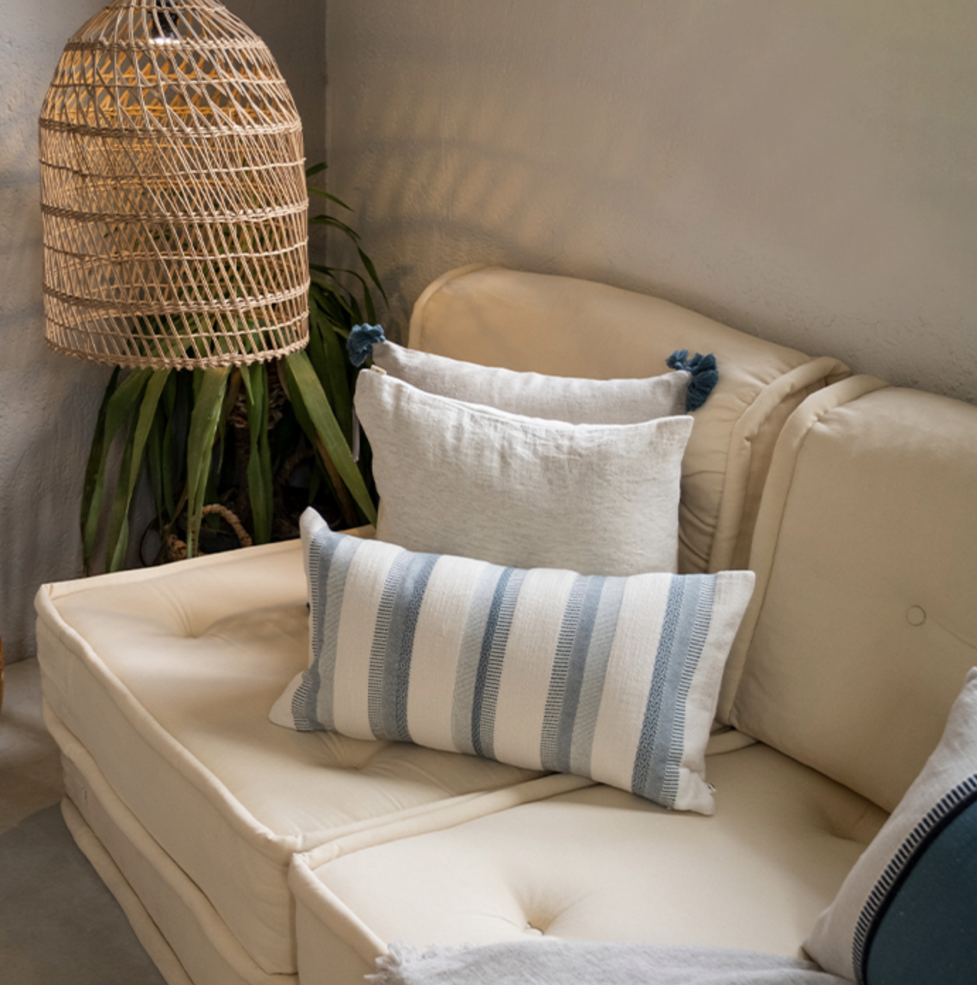 Buldans Anka Cushion 35x55cm Tropic Green