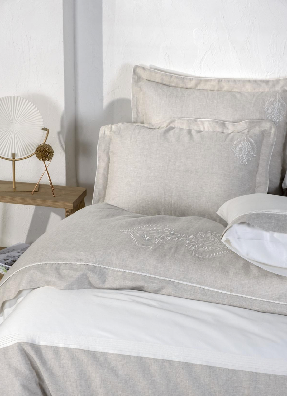 Ecocotton Hanzade Dekbedovertrek Set 100% Organisch Katoen Satijn Linnen Geborduurd Zilver 240x220 Cm