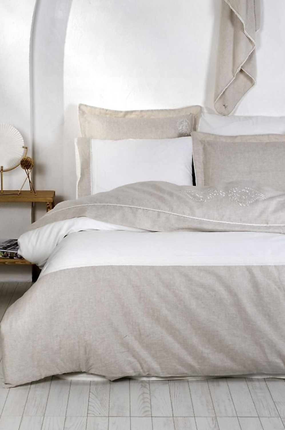 Ecocotton Hanzade Dekbedovertrek Set 100% Organisch Katoen Satijn Linnen Geborduurd Zilver 240x220 Cm