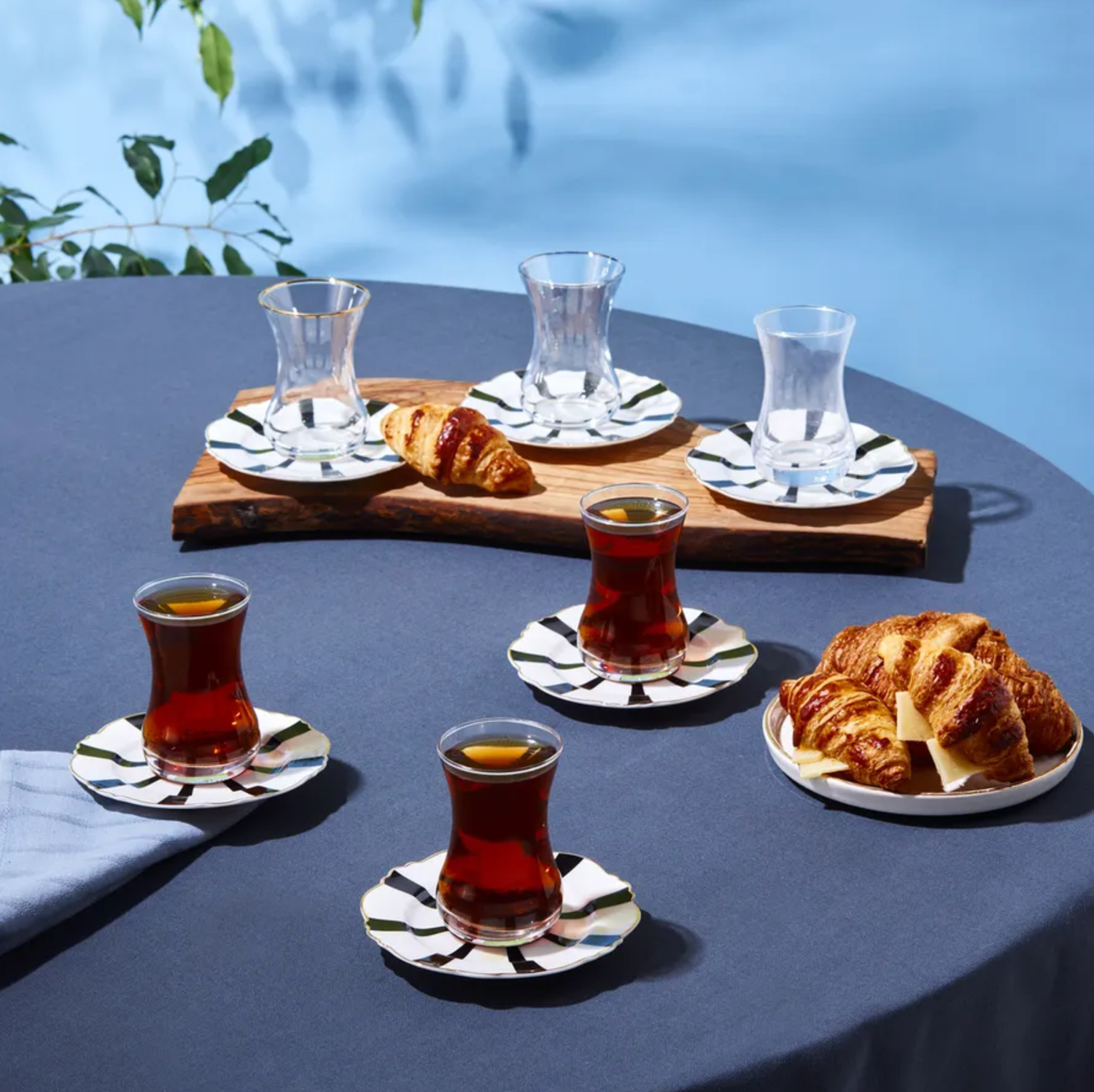 Karaca Astley 6 Person Tea Set, 12 Piece, Black