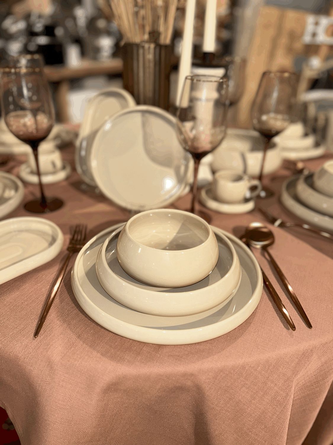 Bricard Bondy 18-piece dinnerware set for 6 people | no.1 | beige