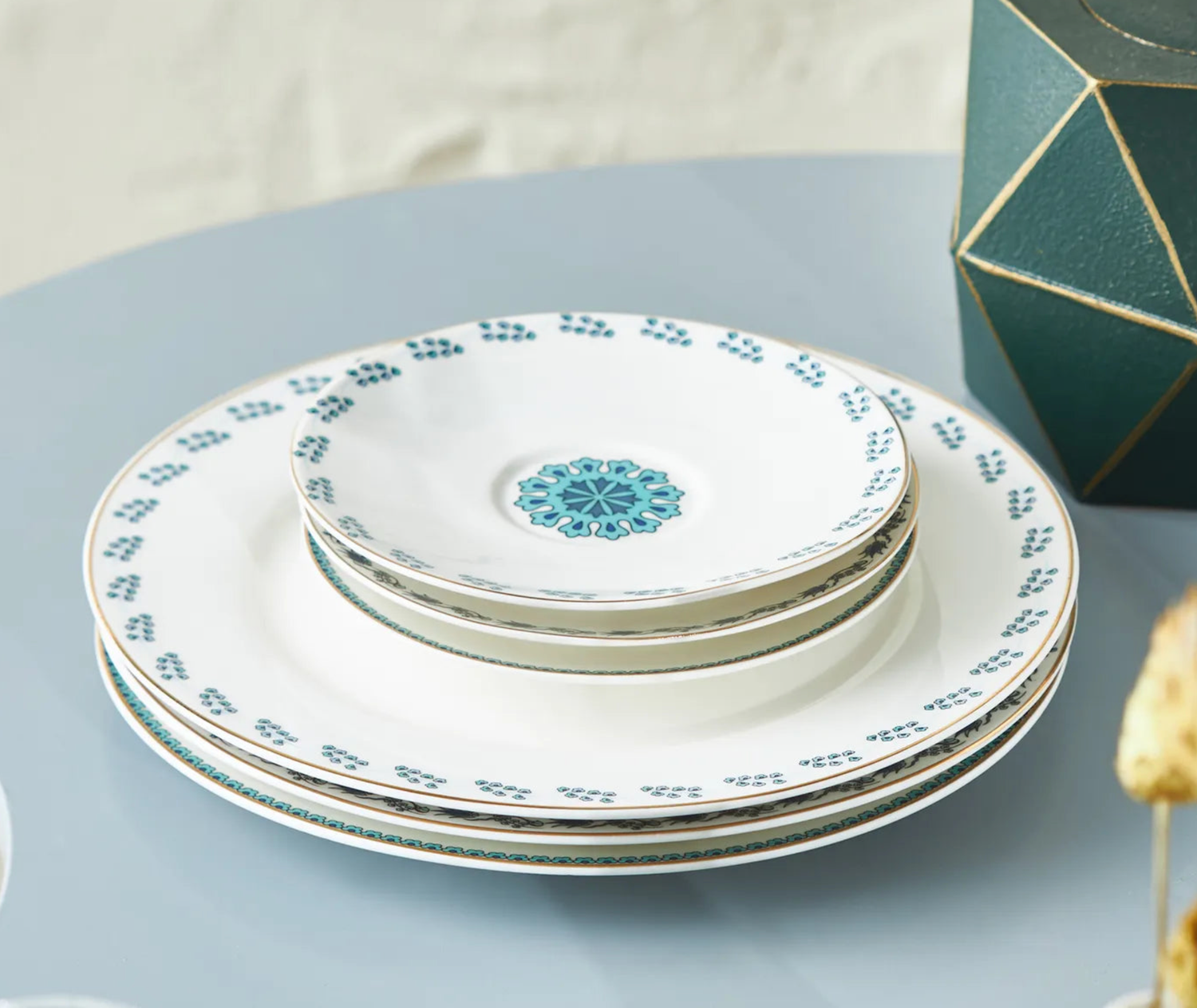 Karaca İznik 6 Persoons Taartset, 18 Stuks