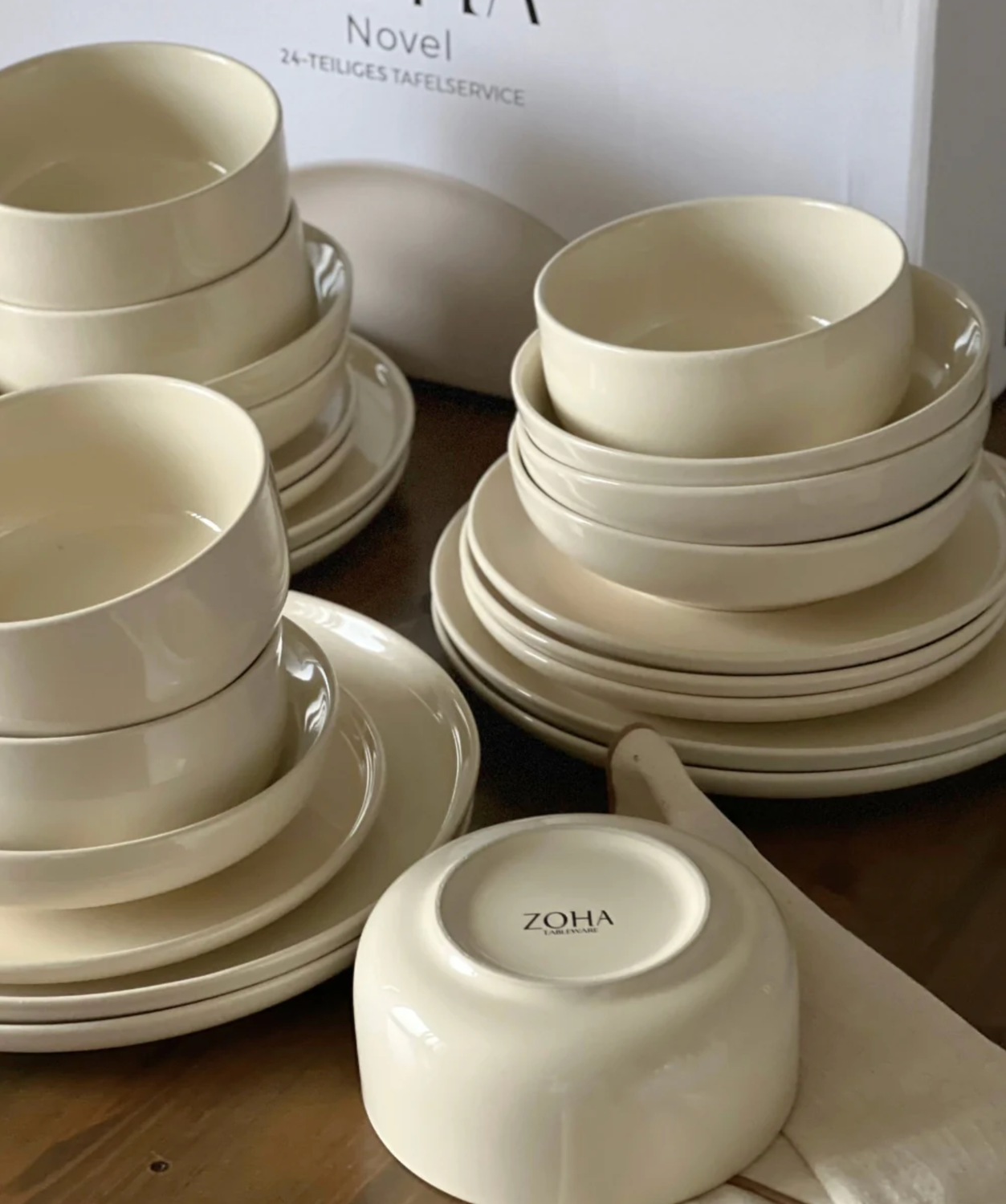 Novel 24-delig serviesset voor 6 personen | beige