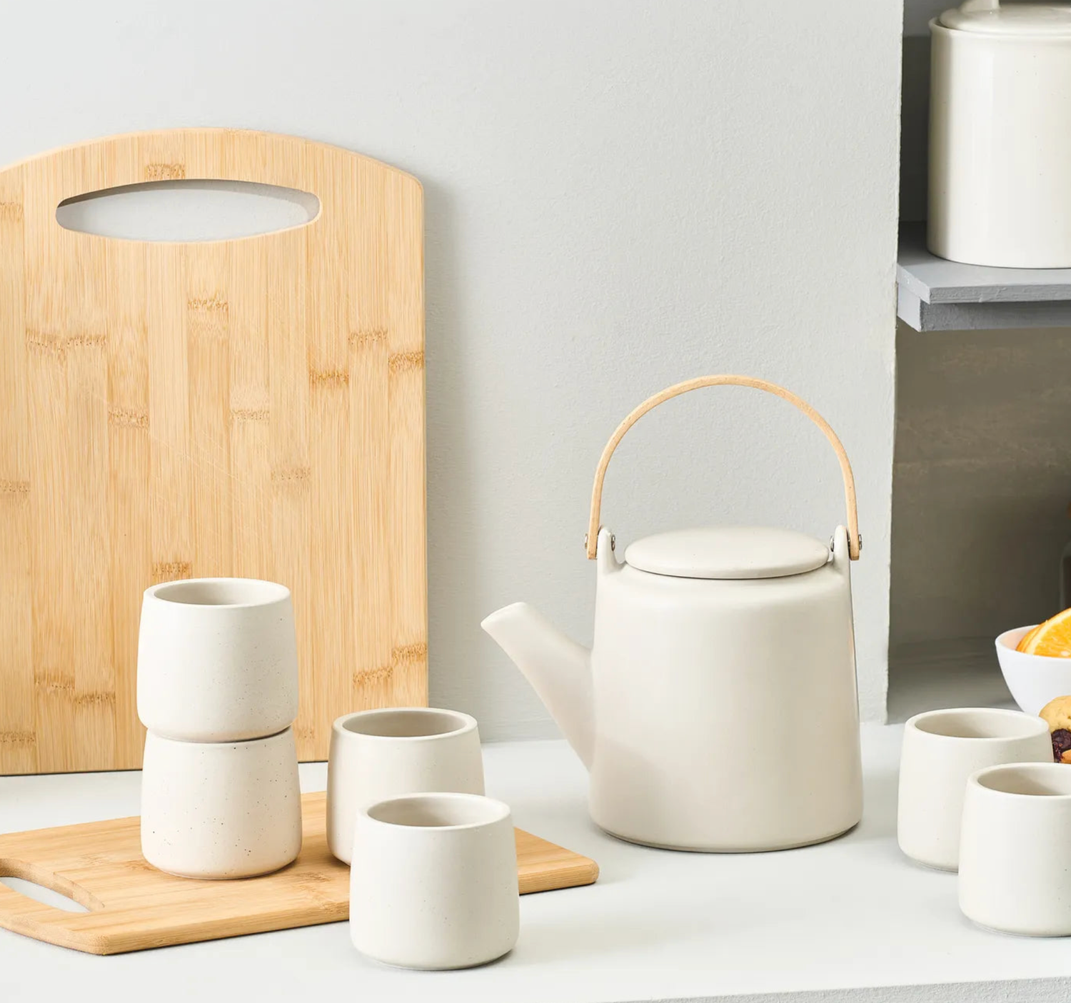 Karaca Yuuki Tea Set for 6 Persons, 7 Pieces