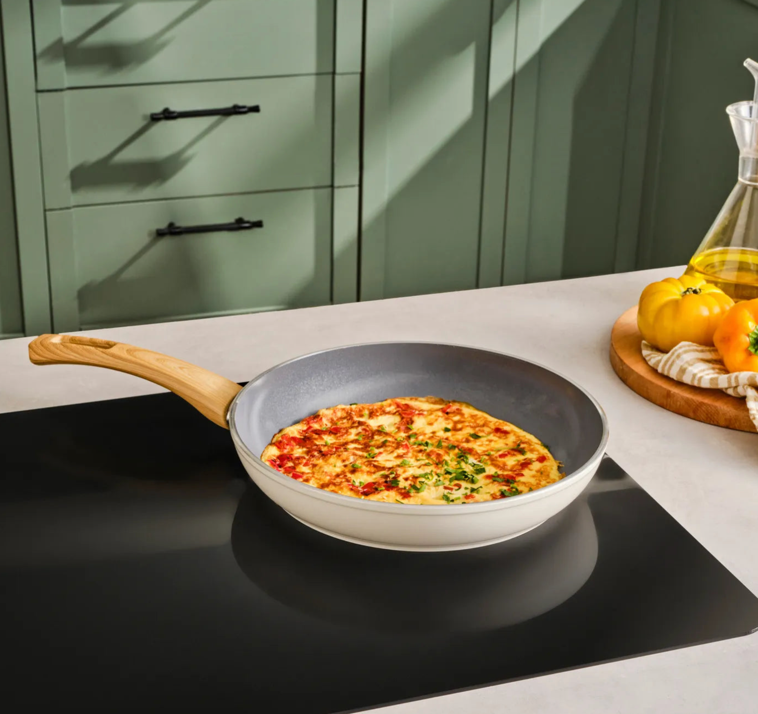 Karaca Swiss Crystal Induction Pan Creamy, 30 Cm