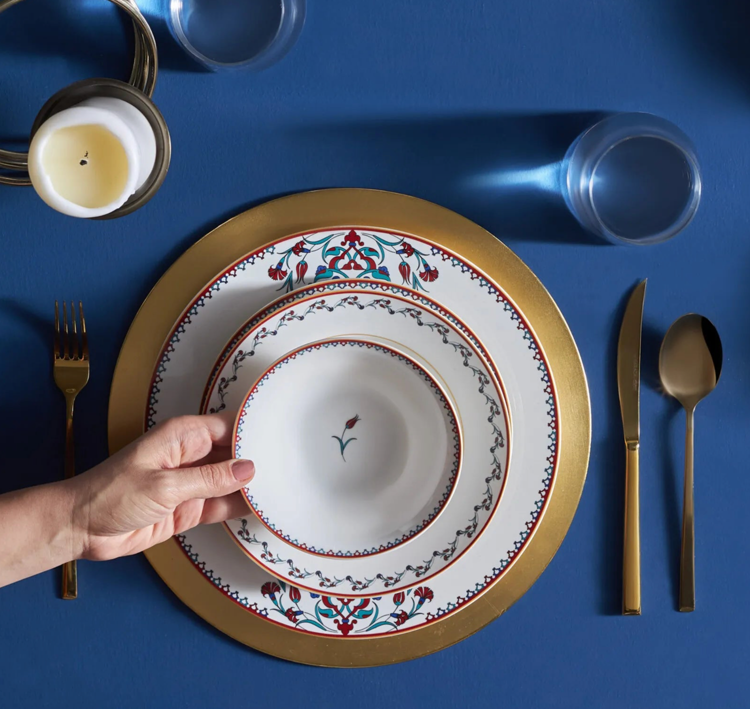 Karaca Nakkash porseleinen servies set voor 6 personen, 24-delig