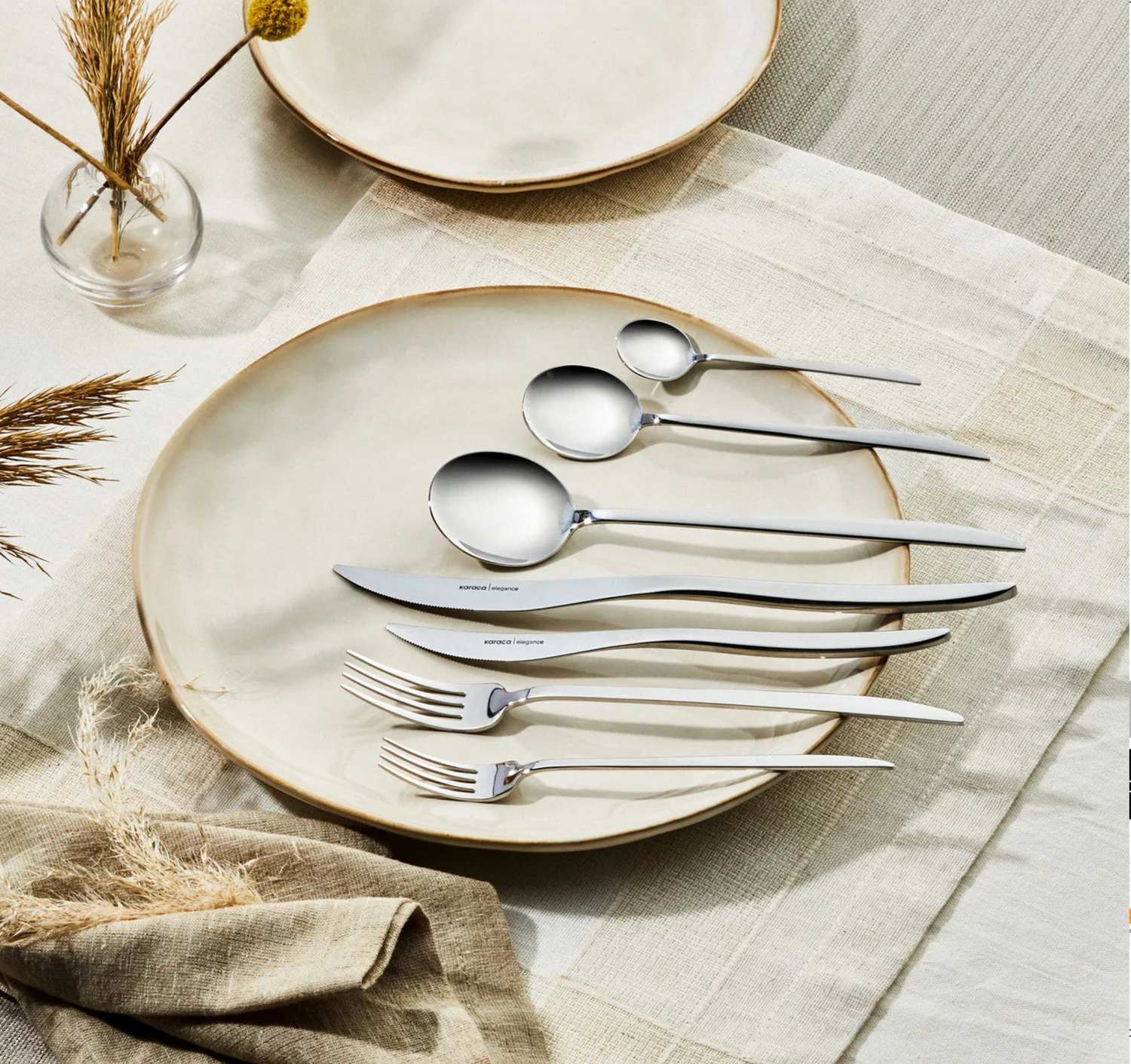 Karaca Amour 84 Piece Elegance Cutlery Set With Box for 12 Person