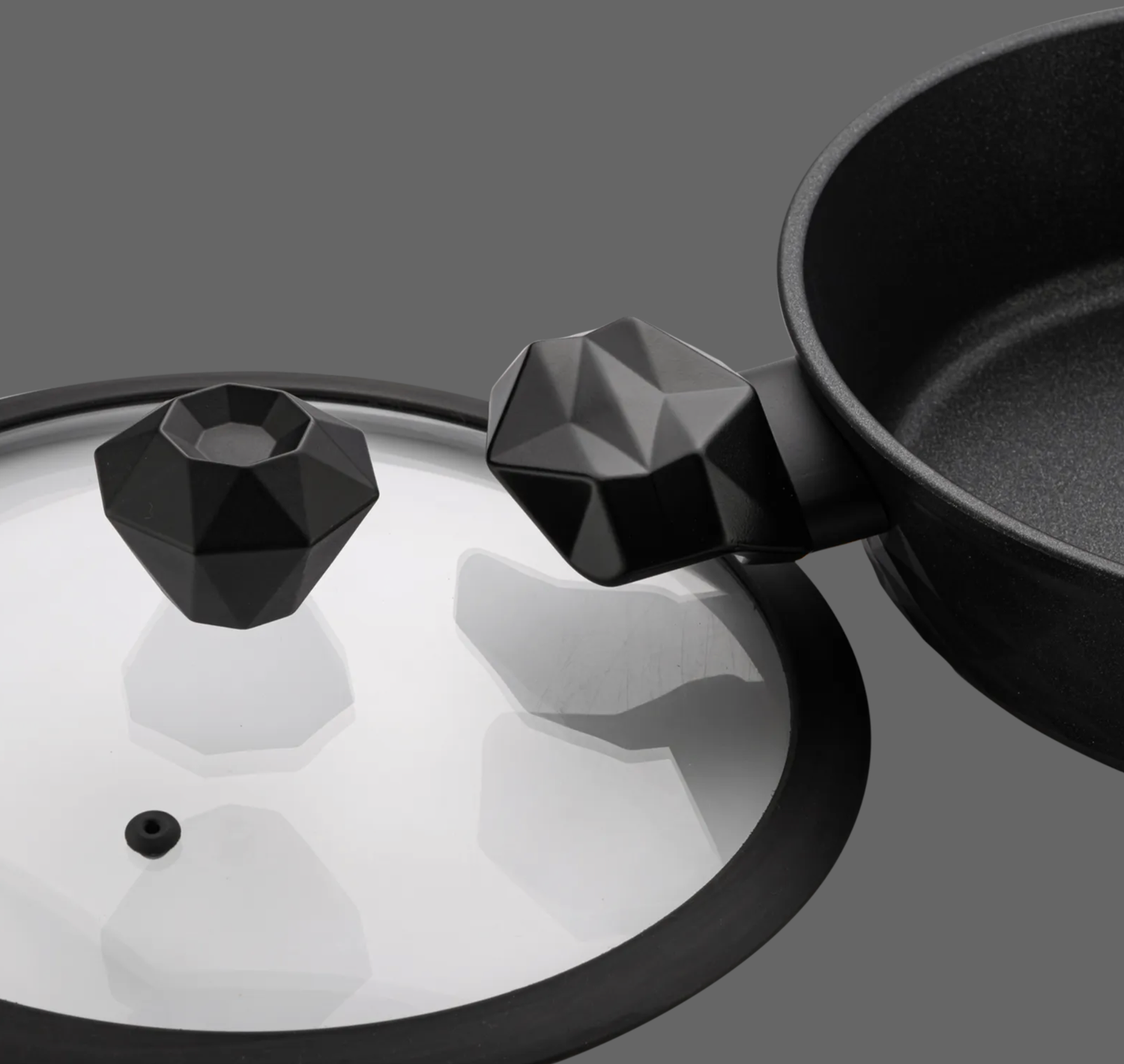 Karaca Bio Diamond 26 cm 3.2 lt Wide Induction Pot with Antibacterial Handles
