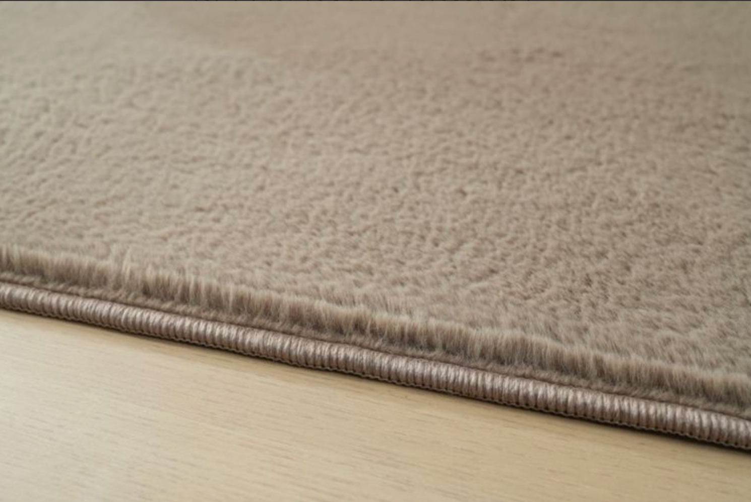 Pelus Basic Brown Tapijt