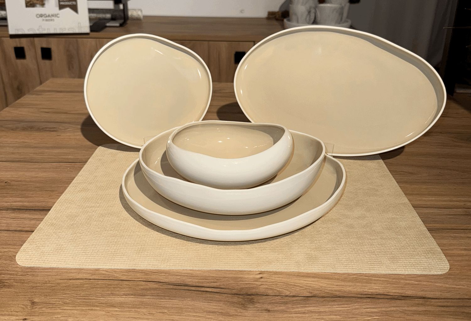 Sara Beige dinnerware set | 25-piece for 6 person