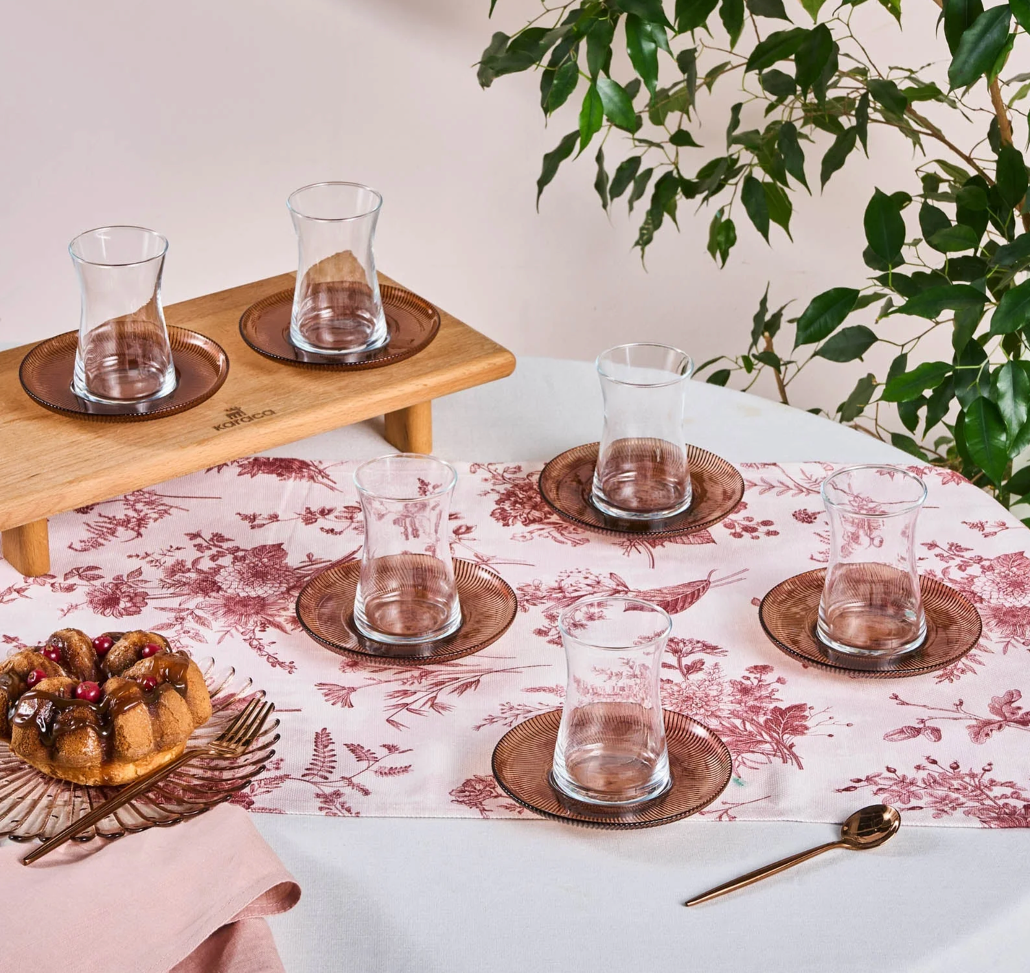Karaca Juliet Brown 6-Person Tea Set