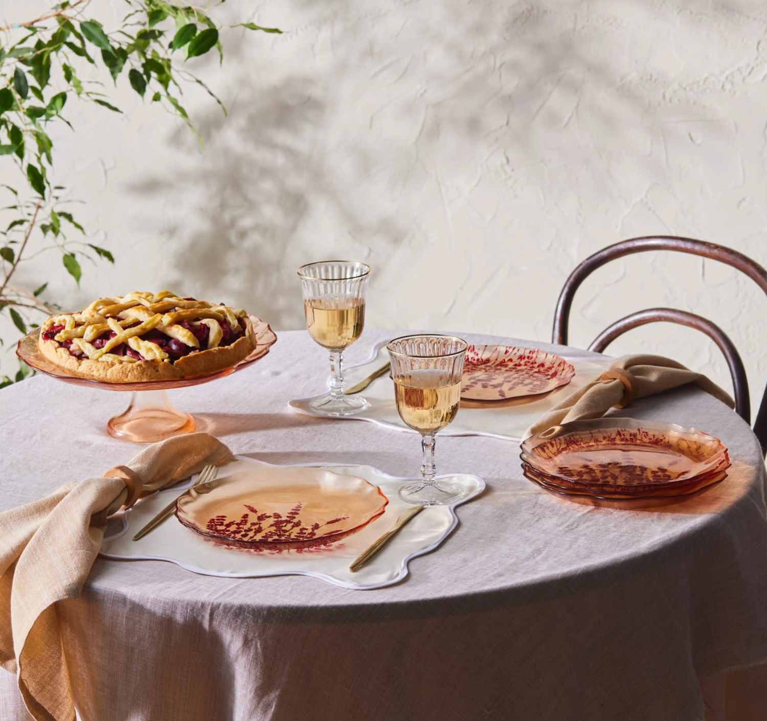 Karaca Red Lavender 7-Piece Cake Set