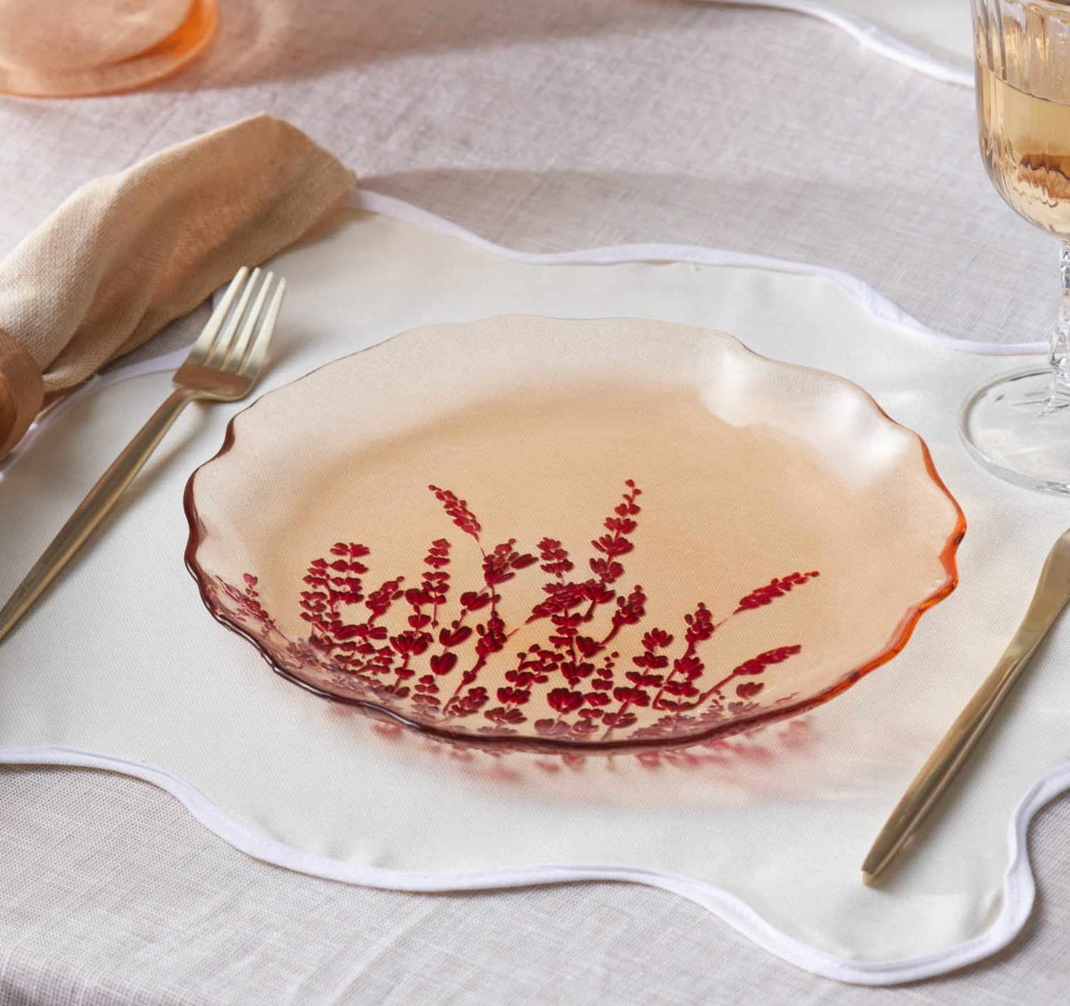 Karaca Red Lavender 7-Piece Cake Set