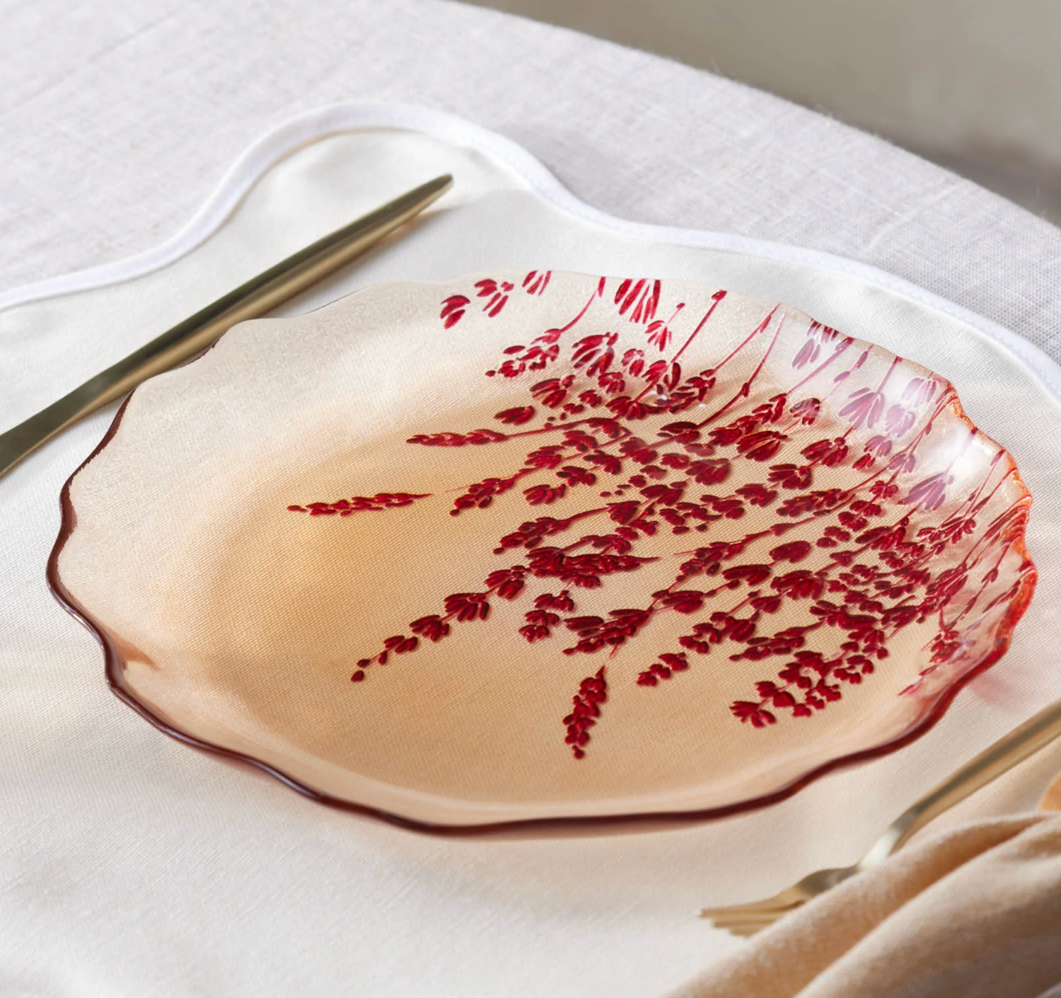 Karaca Red Lavender 7-Piece Cake Set