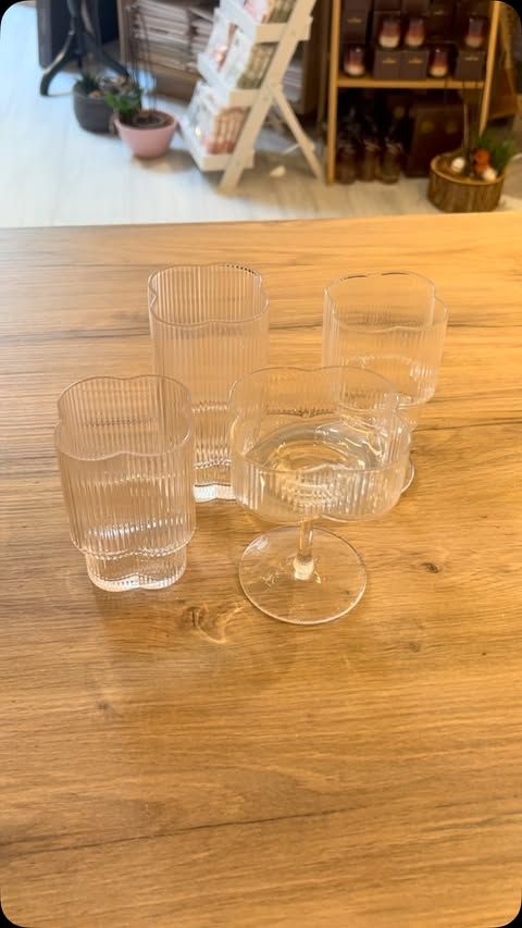 Clover Ripple glasses Short | 6 pieces | 330 ml