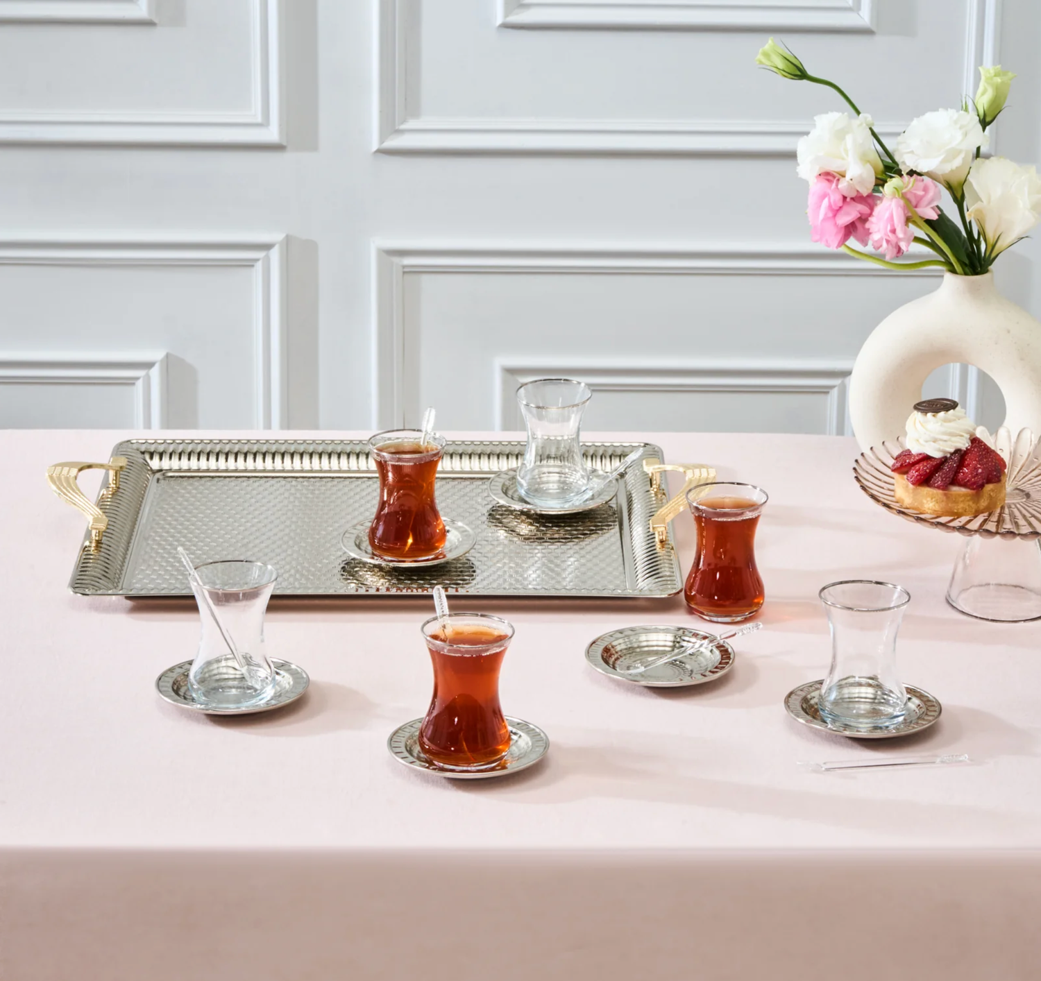 Karaca Nehir 19-delige theeset