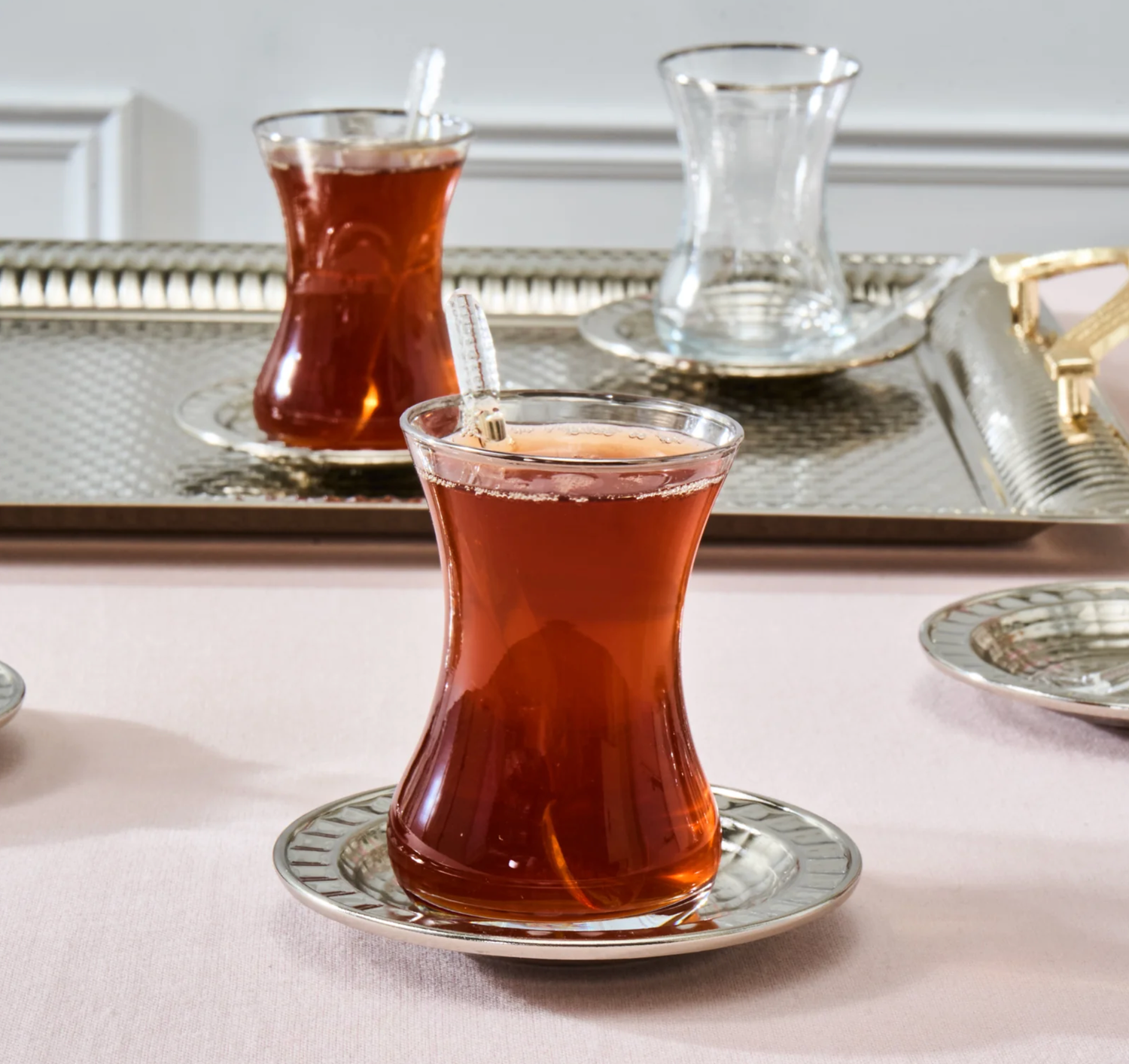 Karaca Nehir 19-delige theeset