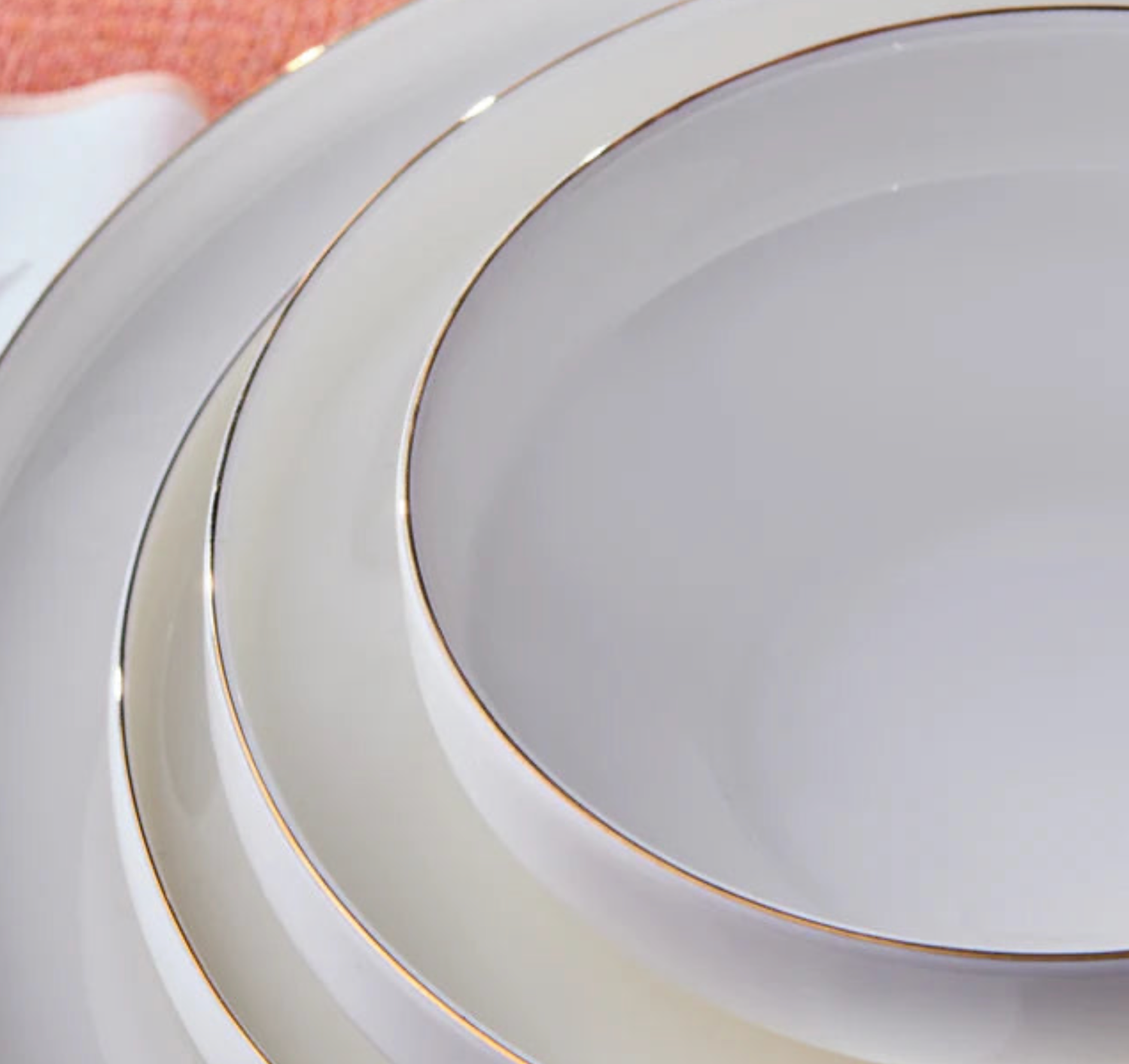 Karaca Streamline New Saturn V2 Gold 24-Piece Dinnerware Set for 6 Persons