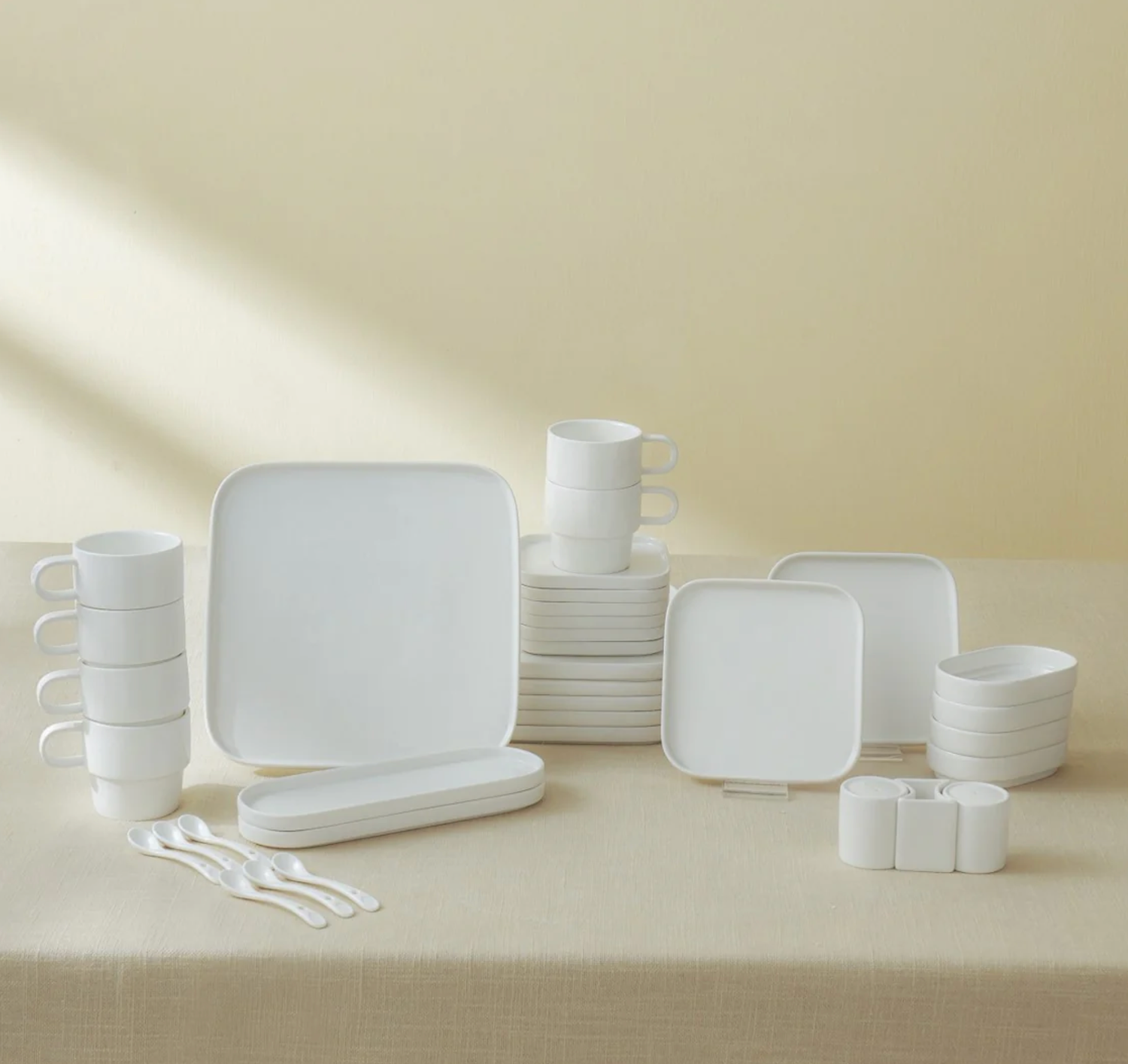 Karaca Stream Pure Cubique 35 Parça 6 Kişilik Kahvaltı Seti Kare