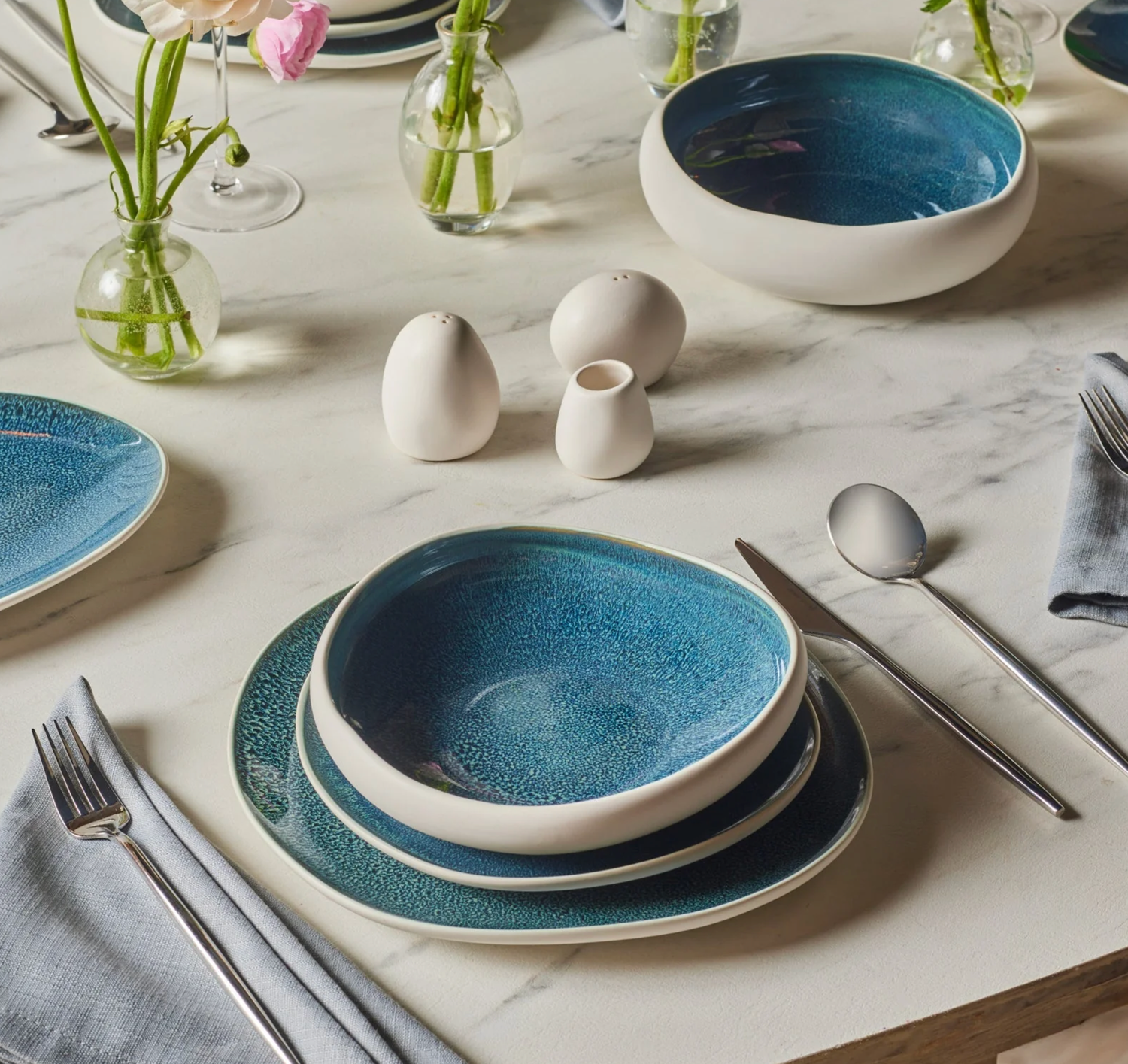 Karaca Earth Collection New Galactic Oscar Reactive Glaze 55-Piece Dinner Set for 12 People, Multi