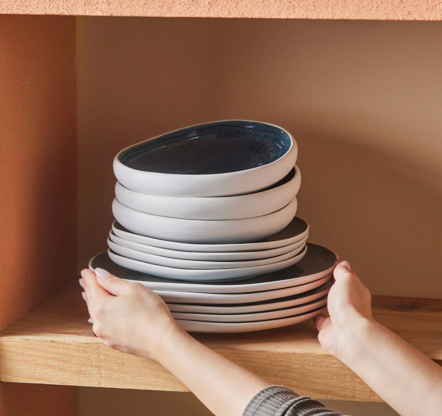 Karaca Earth Collection New Galactic Oscar Reactive Glaze 55-Piece Dinner Set for 12 People, Multi