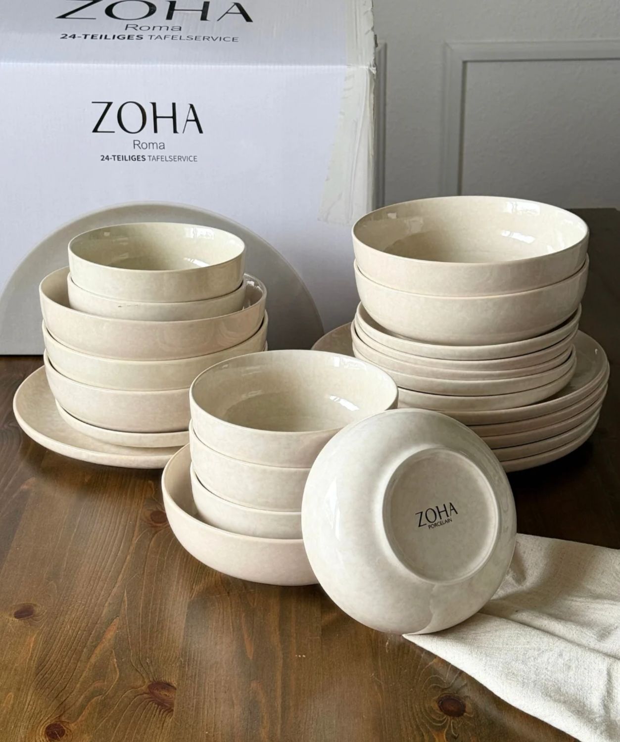 Roma 24-piece dinner set
