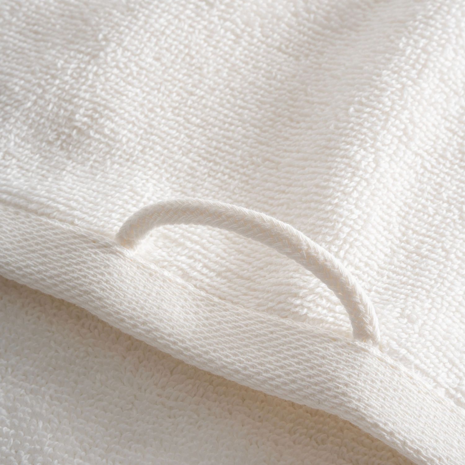 Ecocotton Lara Badlaken Creme 80x150 cm Ecocotton Lara Badlaken Creme 80x150 cm