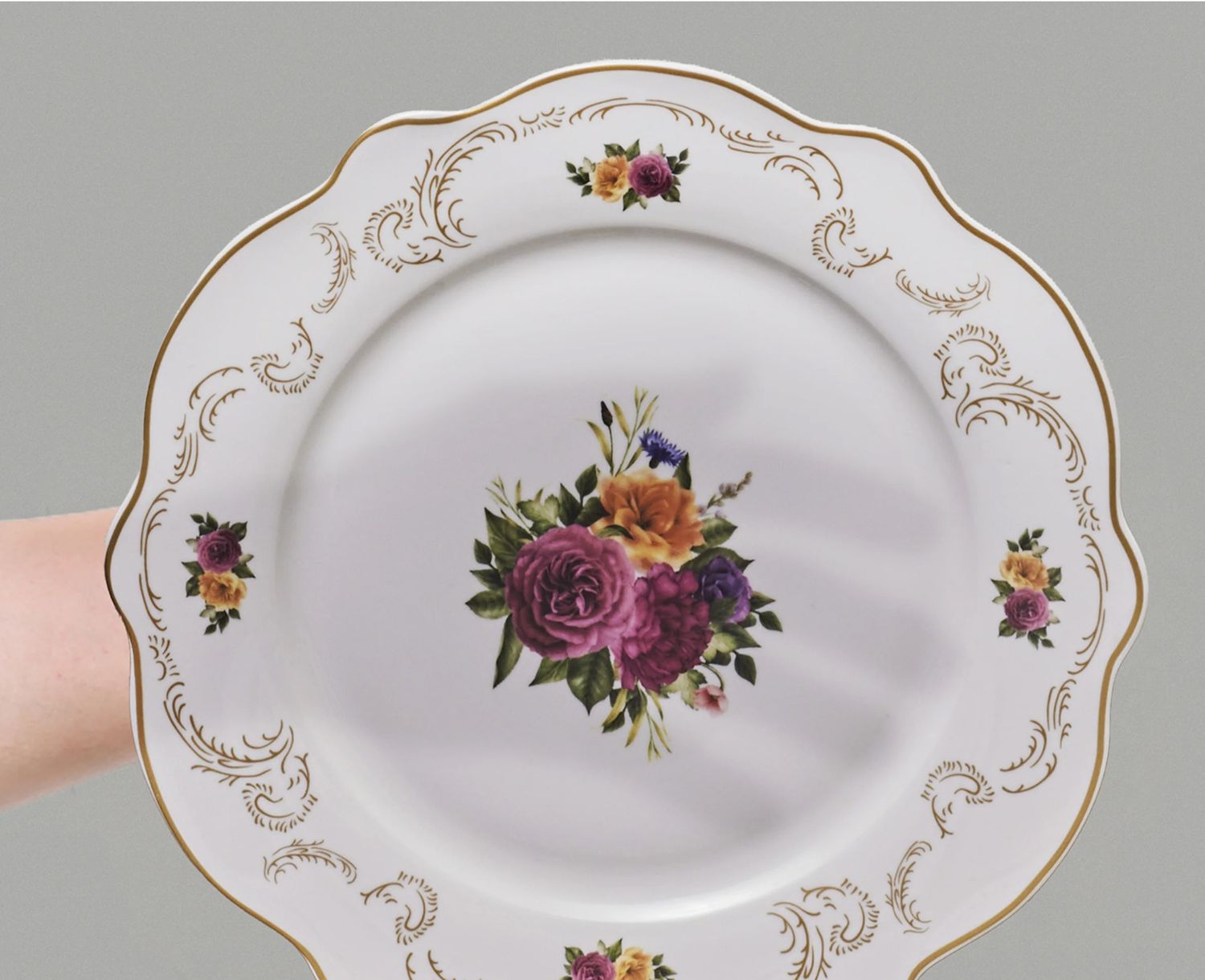 Karaca Antique Porselein 24 Delig 6-Persoons Serviesset Karaca Antique Porselein 24 Delig 6-Persoons Serviesset