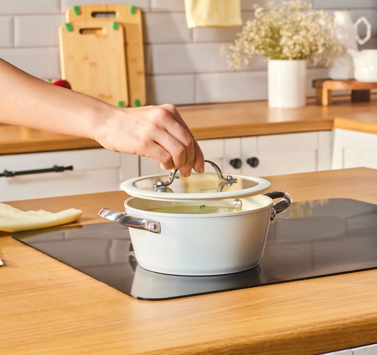 Karaca Swiss Crystal Almond Cream Stainless Steel Handle Casserole 18 cm