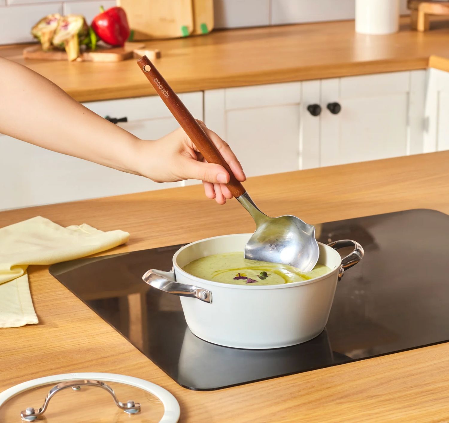 Karaca Swiss Crystal Almond Cream Stainless Steel Handle Casserole 18 cm
