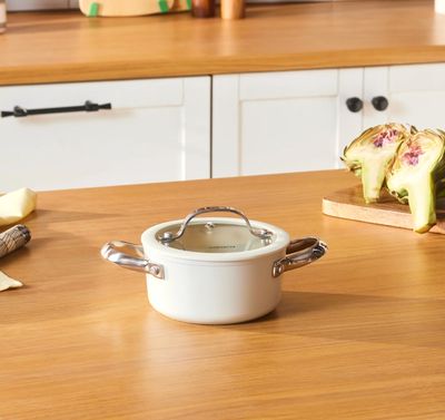 Karaca Swiss Crystal Almond Cream Handle Casserole 14 cm
