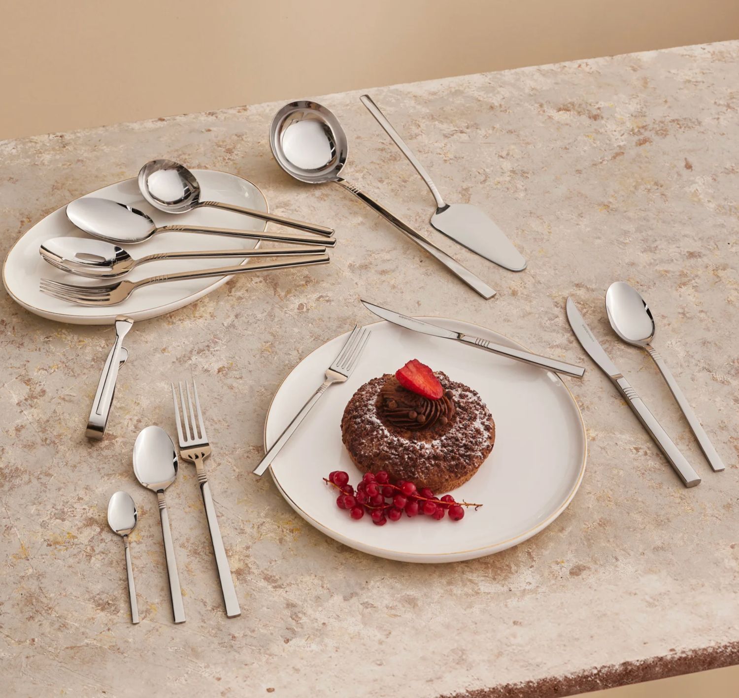 Karaca Nil Elegance Bestekset voor 12 Personen, 91-delig, Zilver