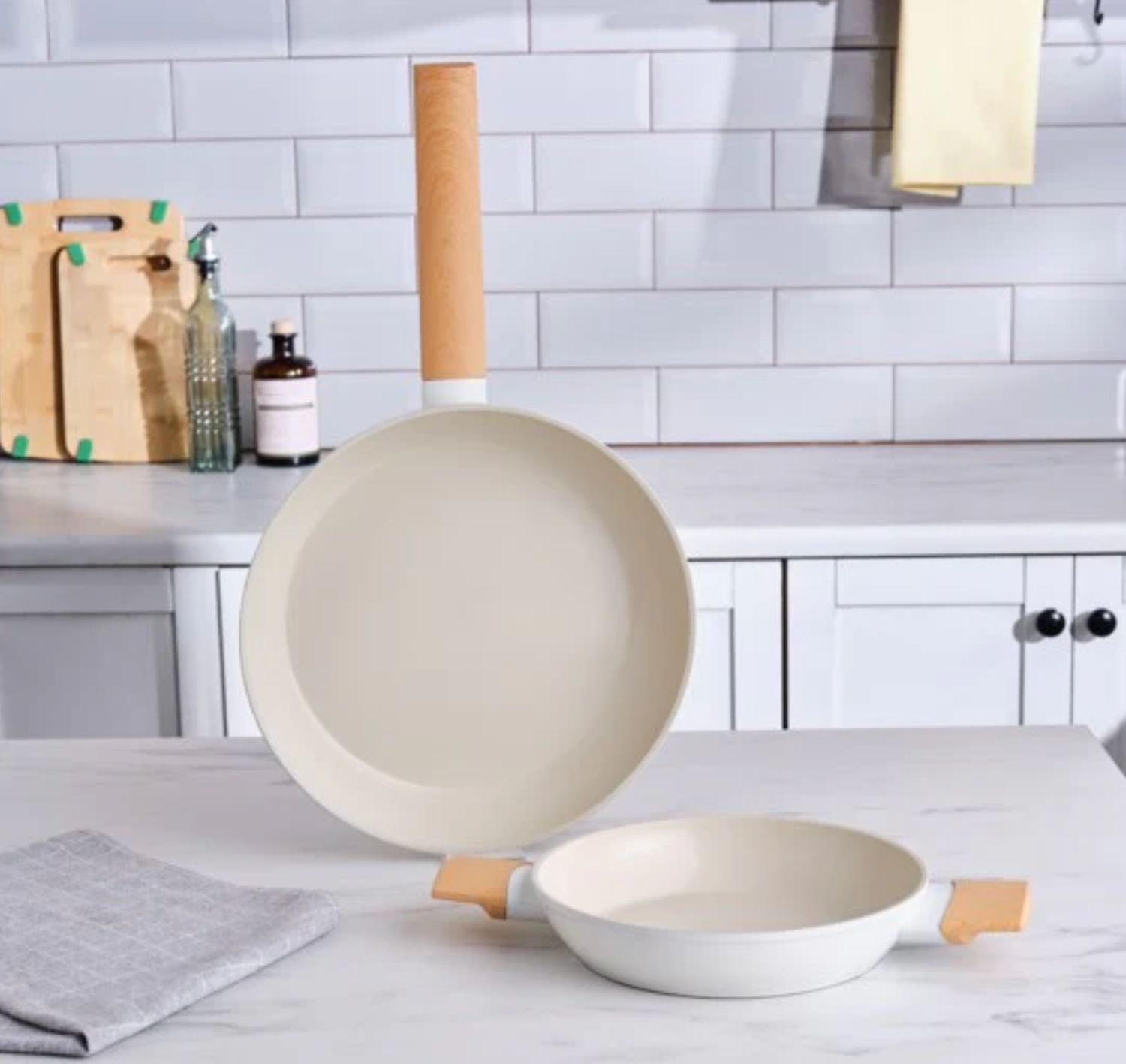 Karaca Swiss Crystal Almond Cream, Pan Set, Induction Karaca Swiss Crystal Almond Cream, Pan Set, Induction