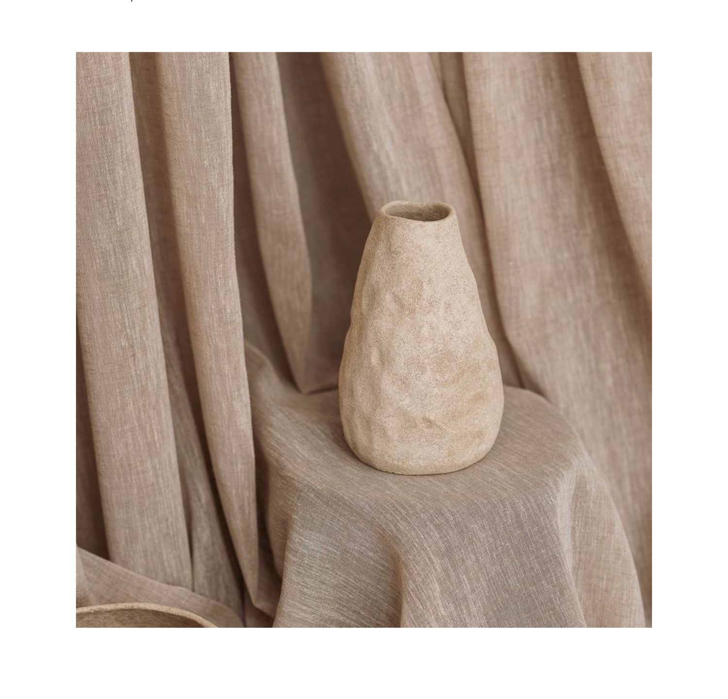 S&P Vaas 17xH33,5cm beige Cave S&P Vaas 17xH33,5cm beige Cave