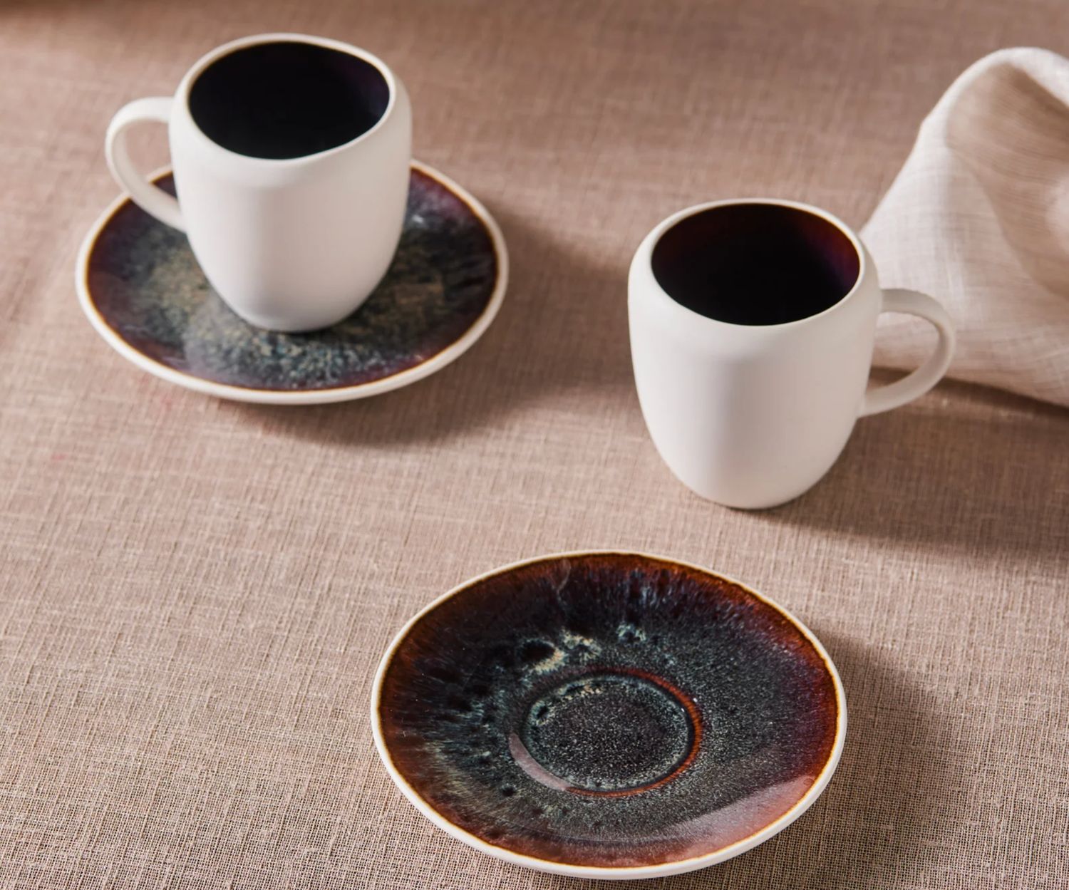 Karaca Earth Collection New Galactic, 2-delige koffiekopjesset voor 1 persoon, 100 ml, Wit Karaca Earth Collection New Galactic, 2-delige koffiekopjesset voor 1 persoon, 100 ml, Wit