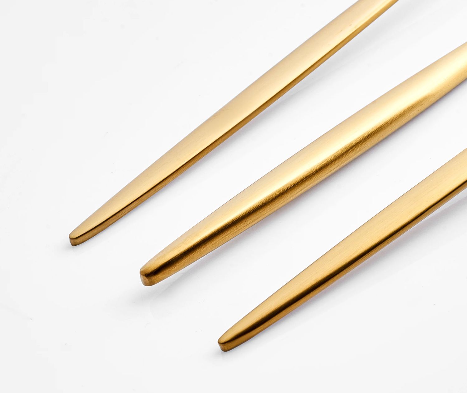 Karaca Lizbon matgouden 30-delige bestekset voor 6 personen Karaca Lizbon matgouden 30-delige bestekset voor 6 personen