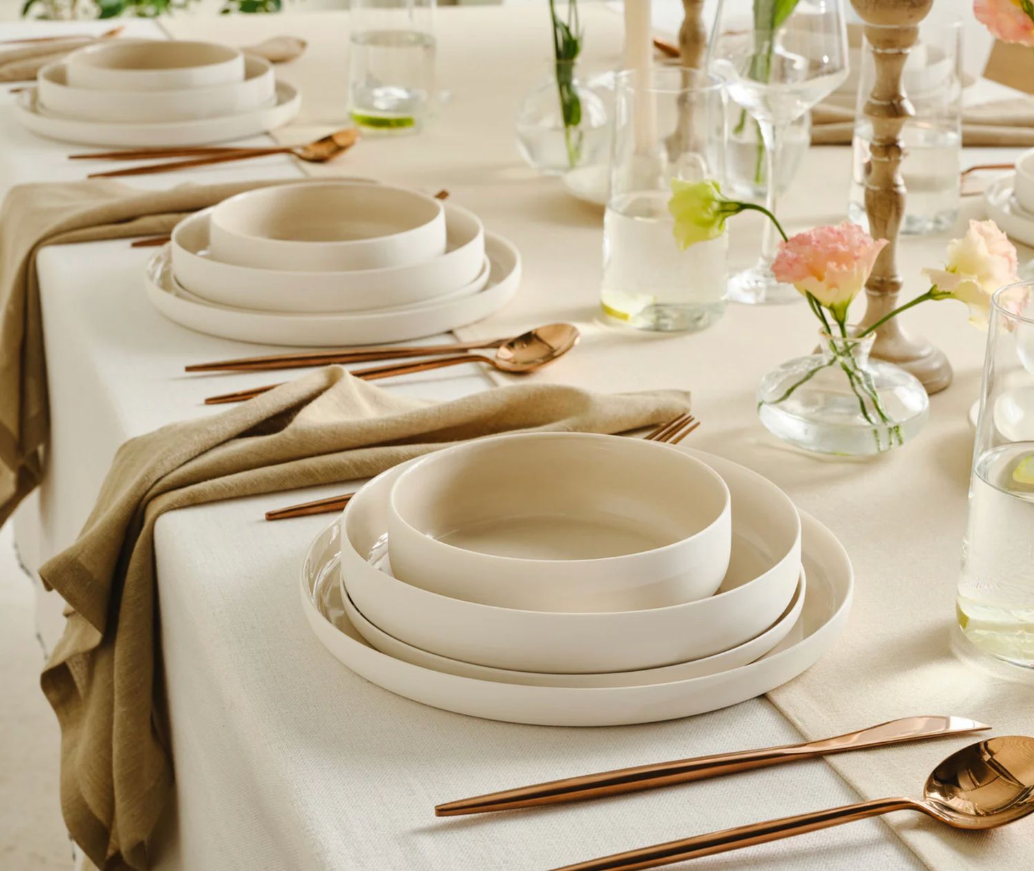 Karaca Earth Collection Finesse 24-delige servies voor 6 personen, beige